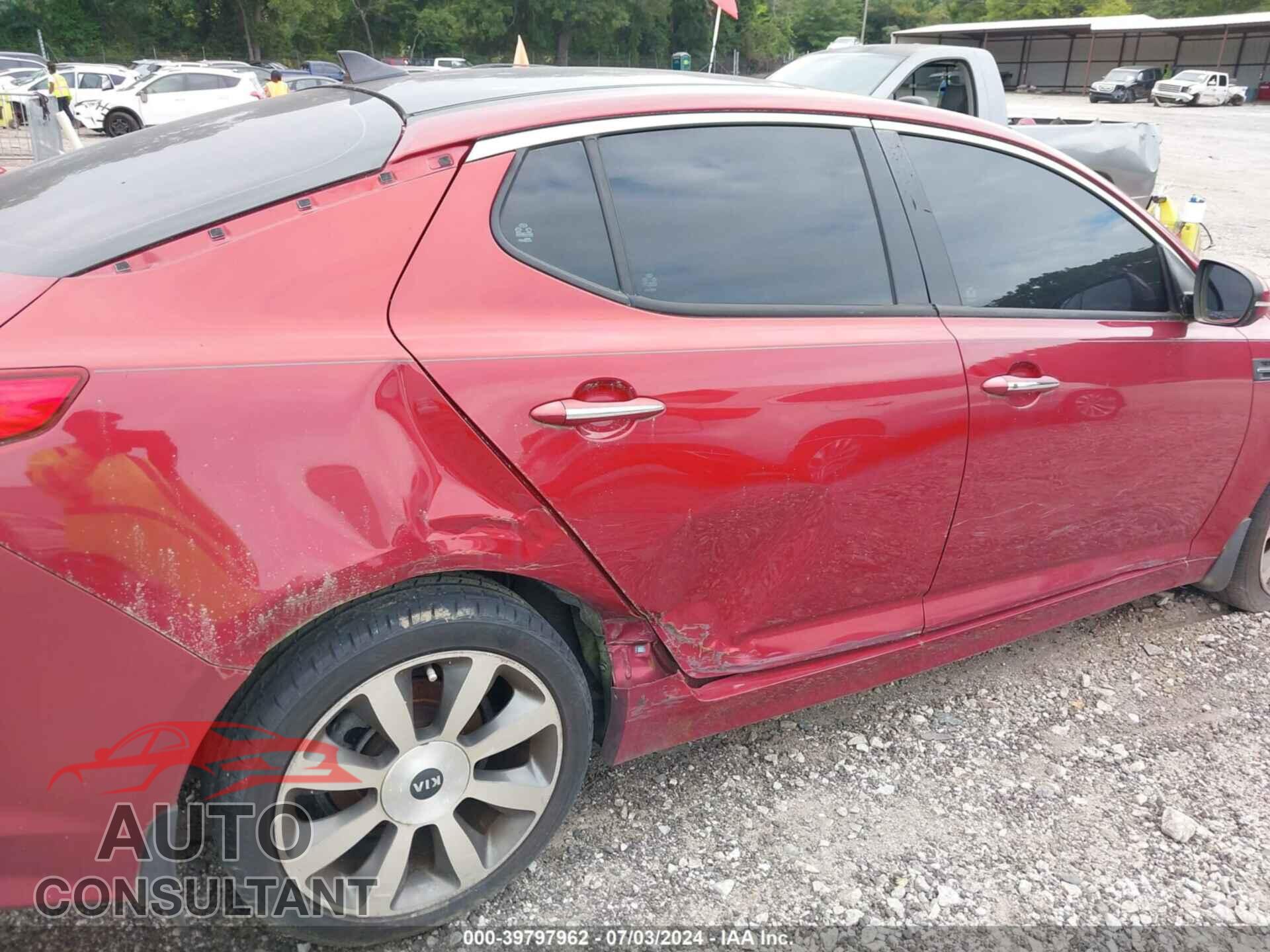 KIA OPTIMA 2012 - 5XXGR4A6XCG010343