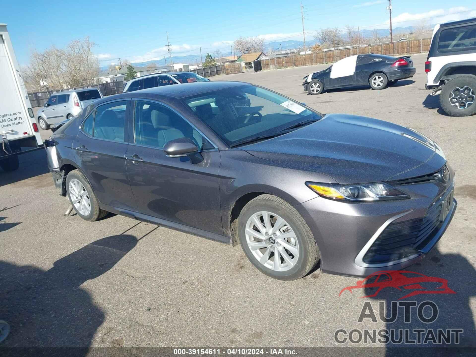 TOYOTA CAMRY 2024 - 4T1C11AK1RU840693