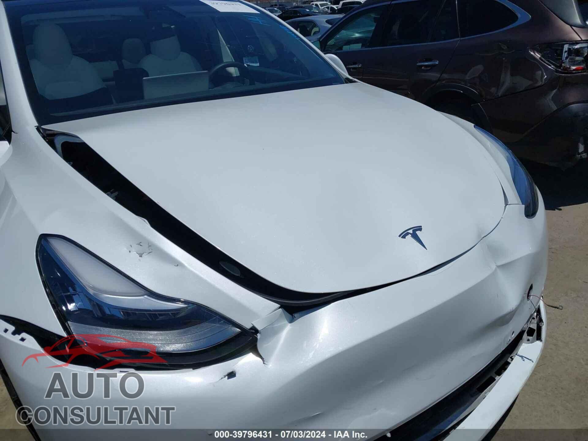 TESLA MODEL Y 2020 - 5YJYGDEE4LF058564