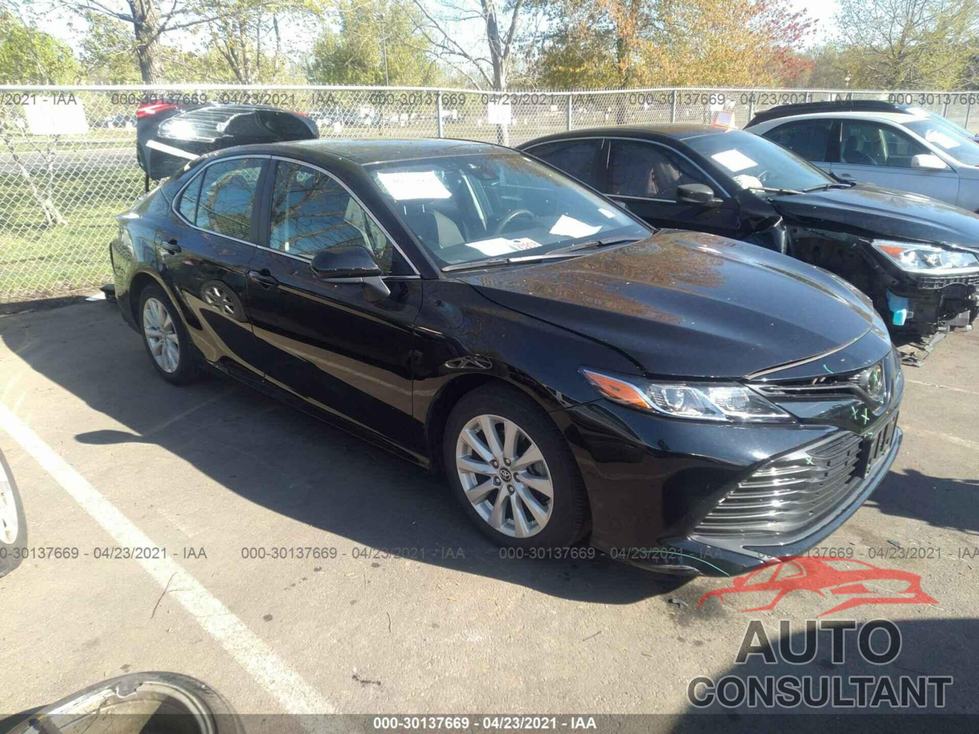 TOYOTA CAMRY 2019 - 4T1B11HK0KU803111