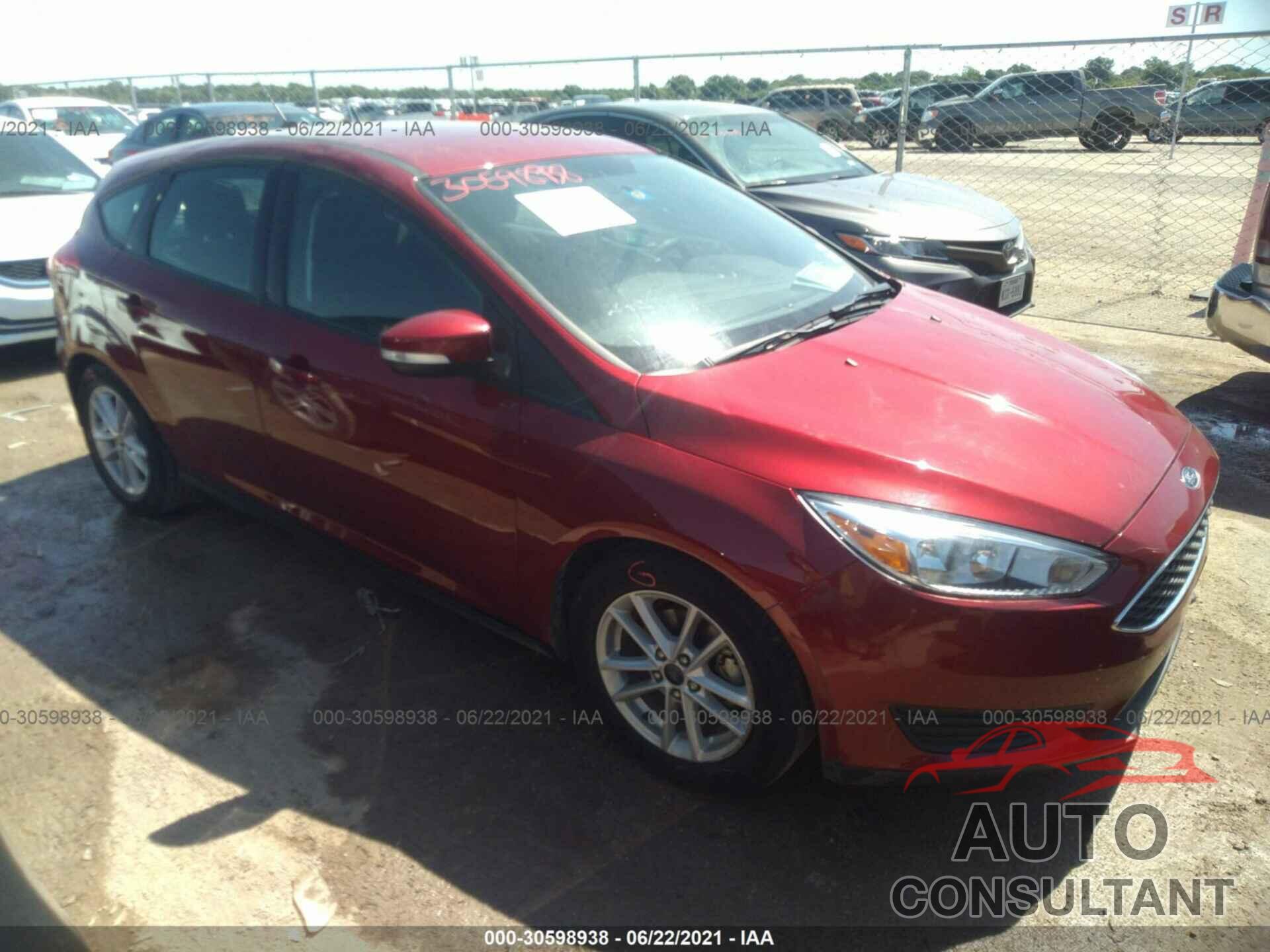 FORD FOCUS 2017 - 1FADP3K28HL303296