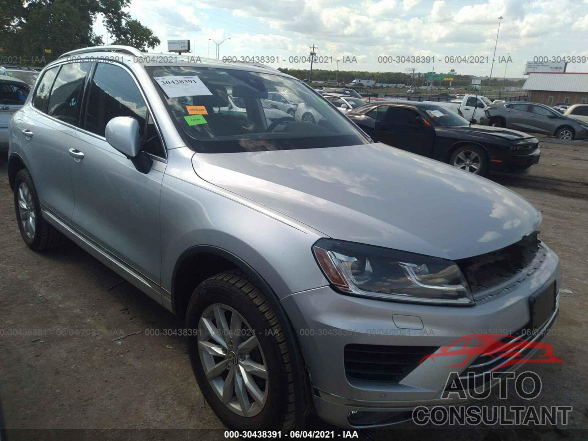 VOLKSWAGEN TOUAREG 2016 - WVGEF9BP8GD009983