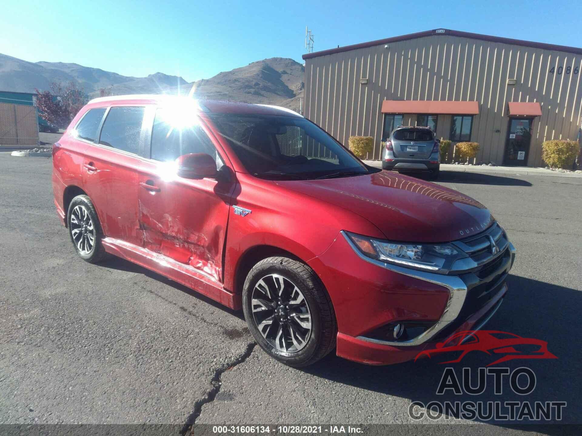 MITSUBISHI OUTLANDER PHEV 2018 - JA4J24A51JZ065835