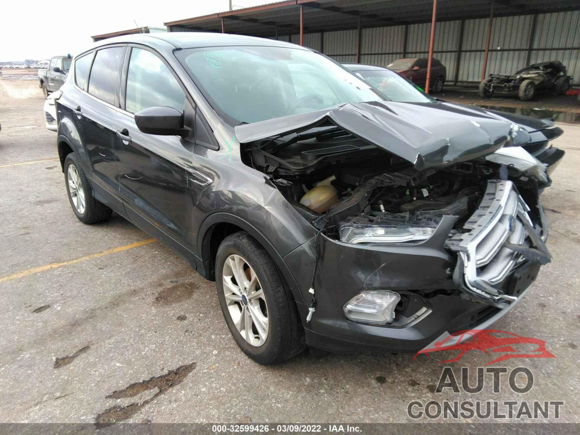 FORD ESCAPE 2017 - 1FMCU0GD8HUC63198