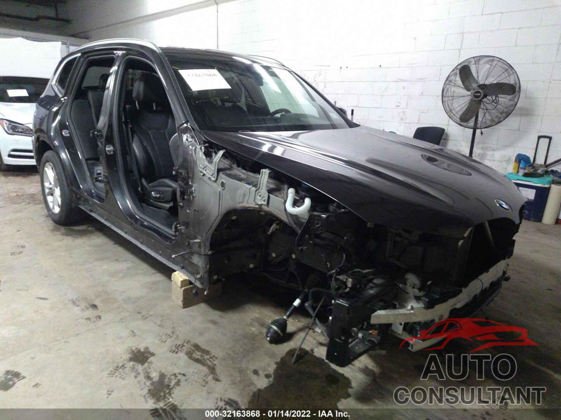BMW X3 2018 - 5UXTR9C51JLD65206