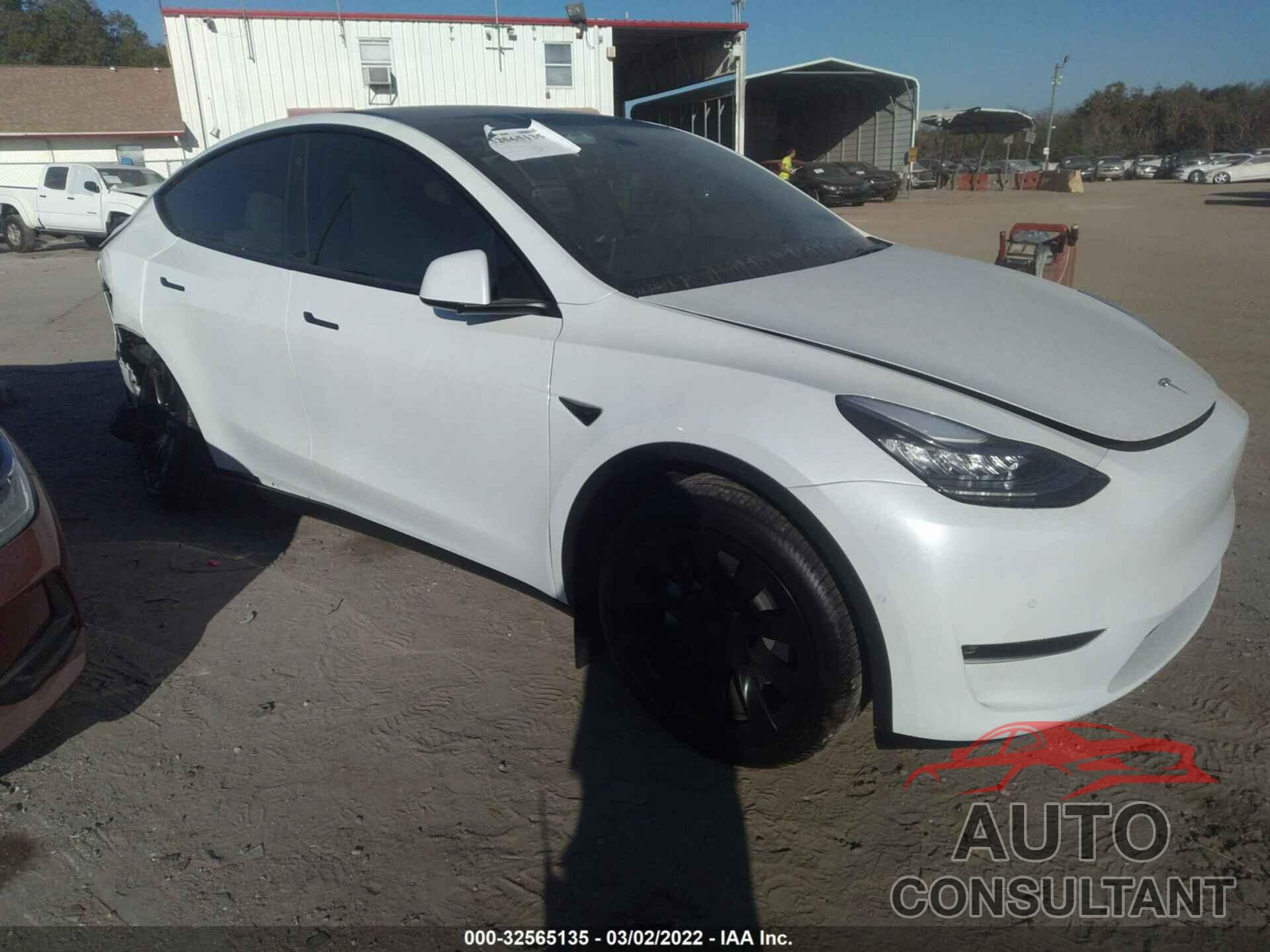 TESLA MODEL Y 2021 - 5YJYGDED9MF105449