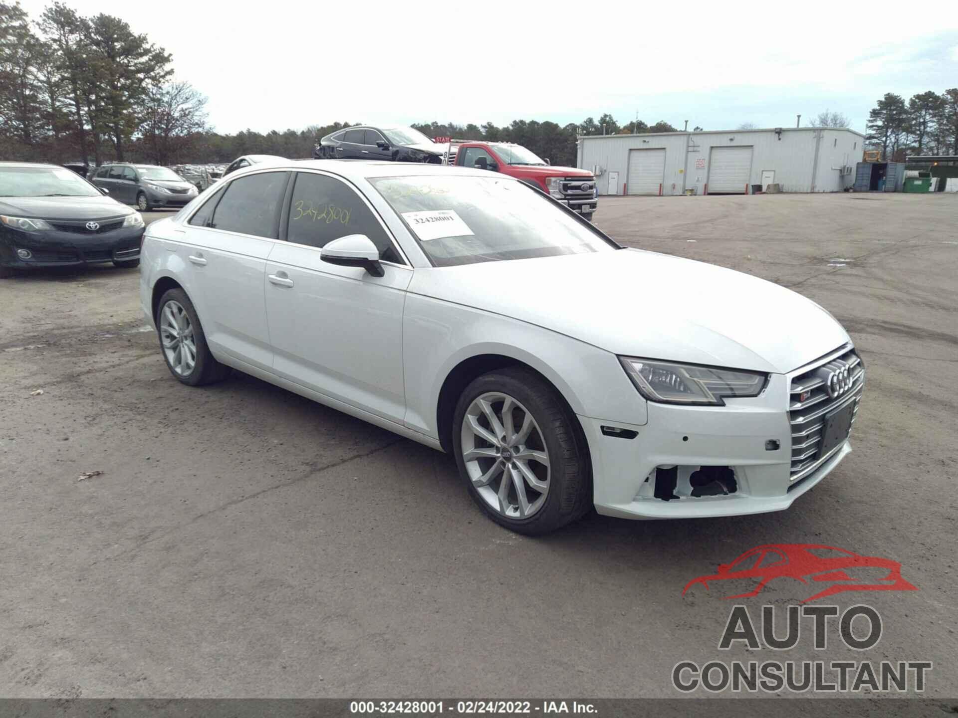 AUDI A4 2019 - WAUGMAF48KN006232