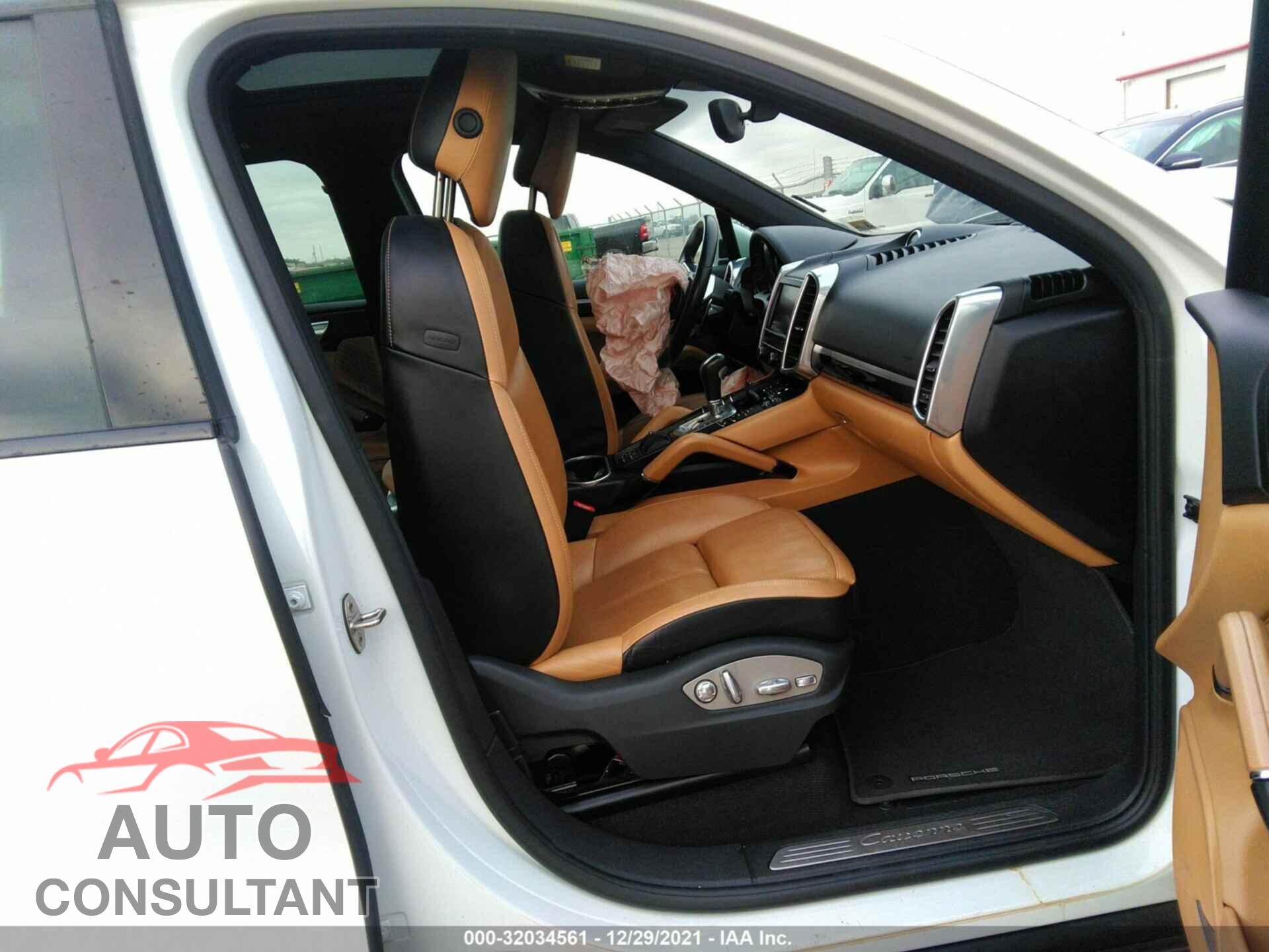 PORSCHE CAYENNE 2016 - WP1AA2A20GLA05722