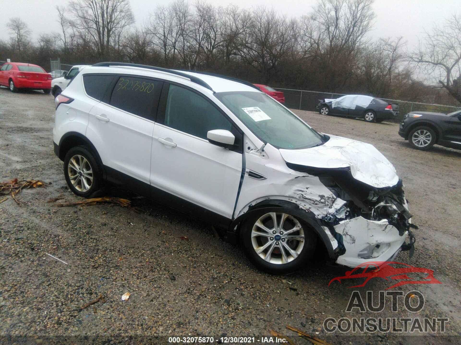 FORD ESCAPE 2018 - 1FMCU9GD5JUC32758