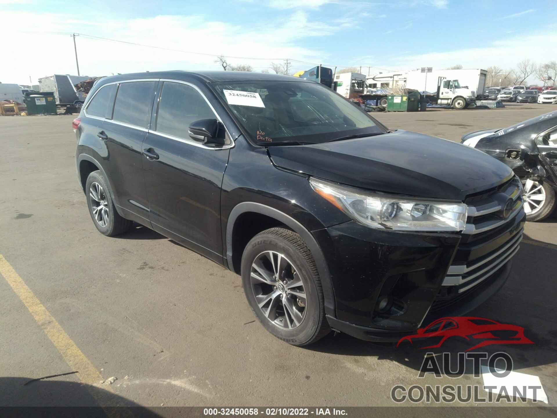 TOYOTA HIGHLANDER 2018 - 5TDZZRFH8JS234917