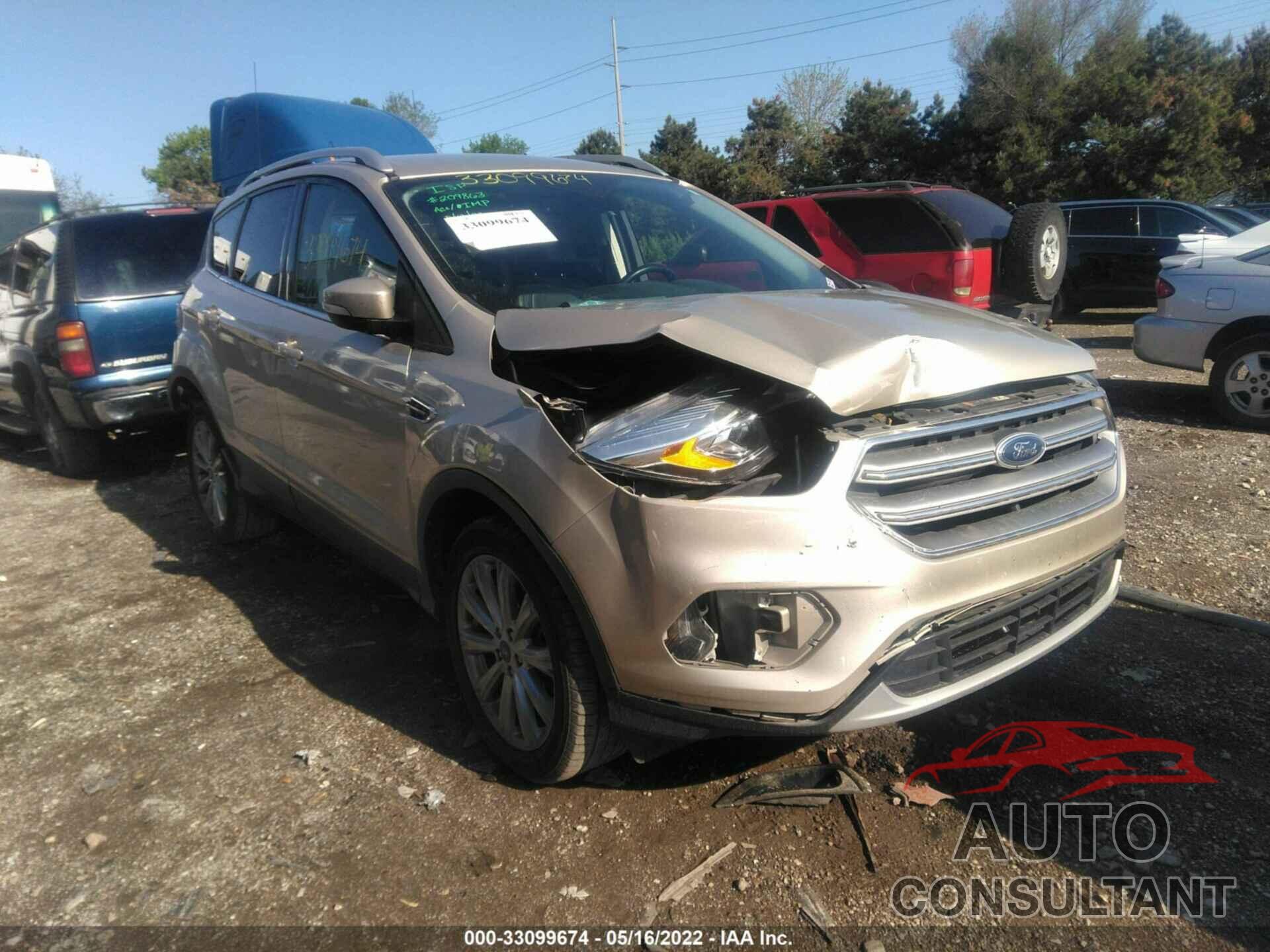 FORD ESCAPE 2017 - 1FMCU9JD5HUB13501