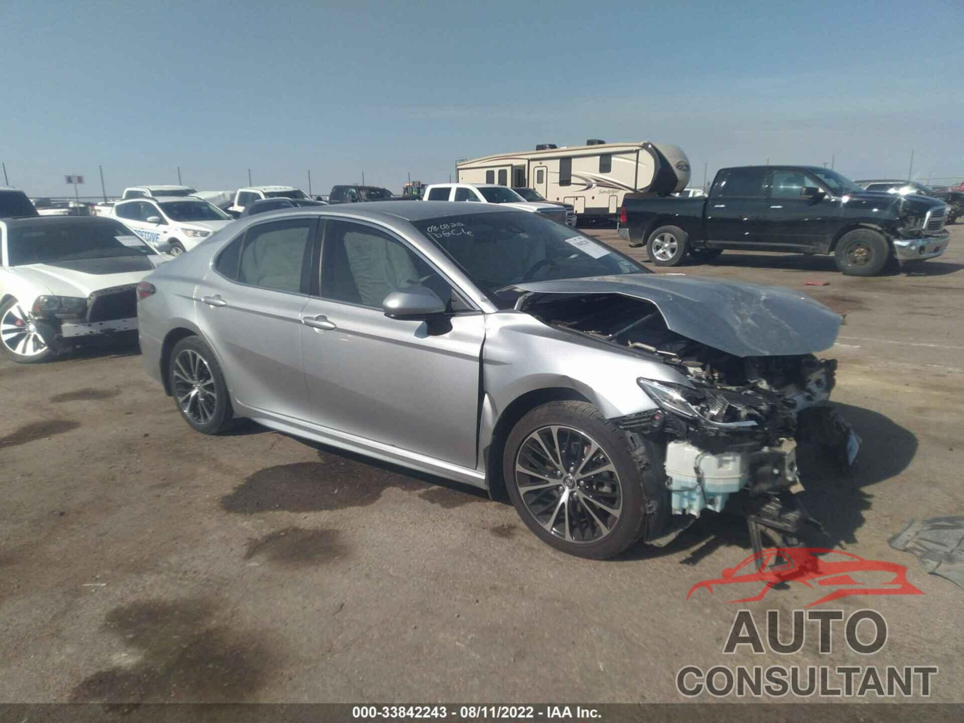 TOYOTA CAMRY 2018 - JTNB11HK6J3045120