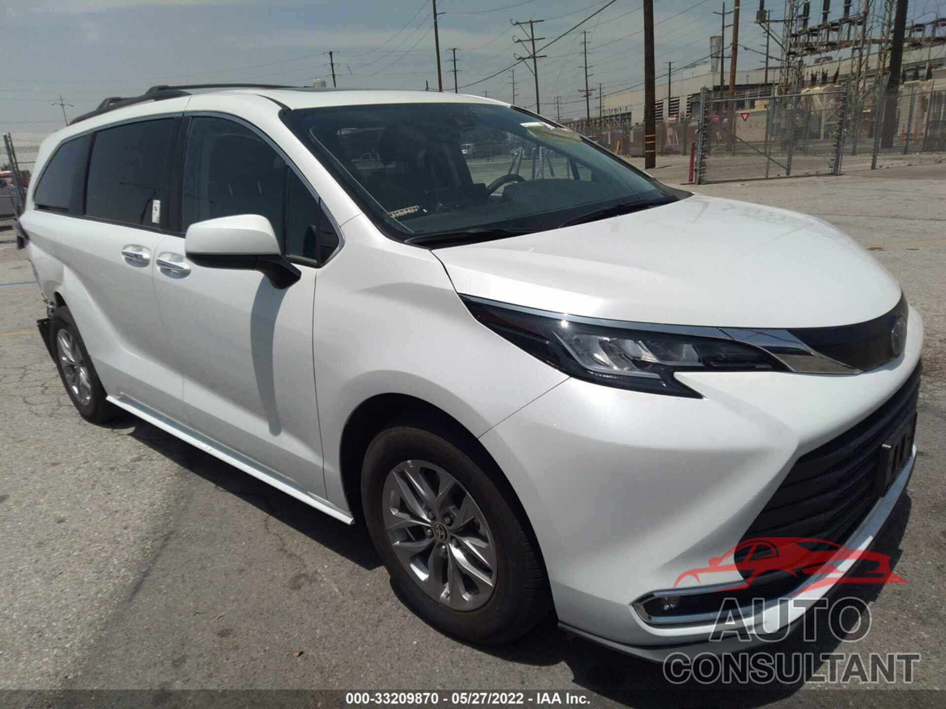 TOYOTA SIENNA 2022 - 5TDYRKEC7NS079582