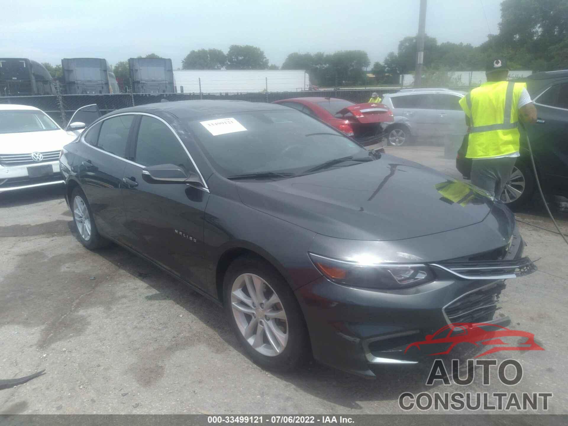 CHEVROLET MALIBU 2018 - 1G1ZD5ST3JF238867