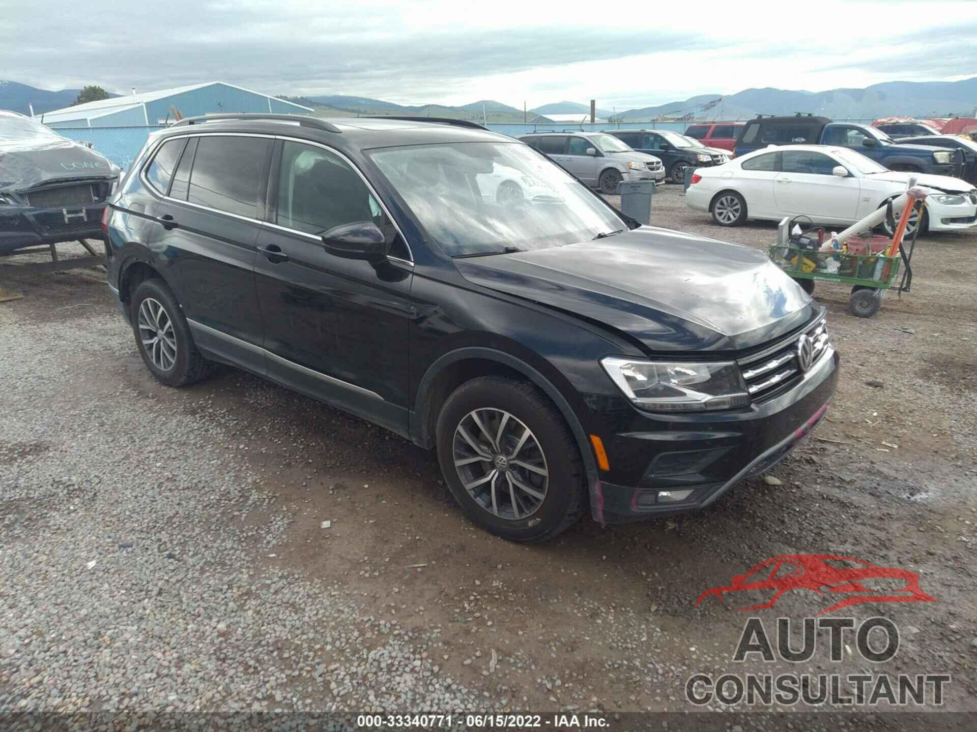 VOLKSWAGEN TIGUAN 2018 - 3VV3B7AX8JM033324