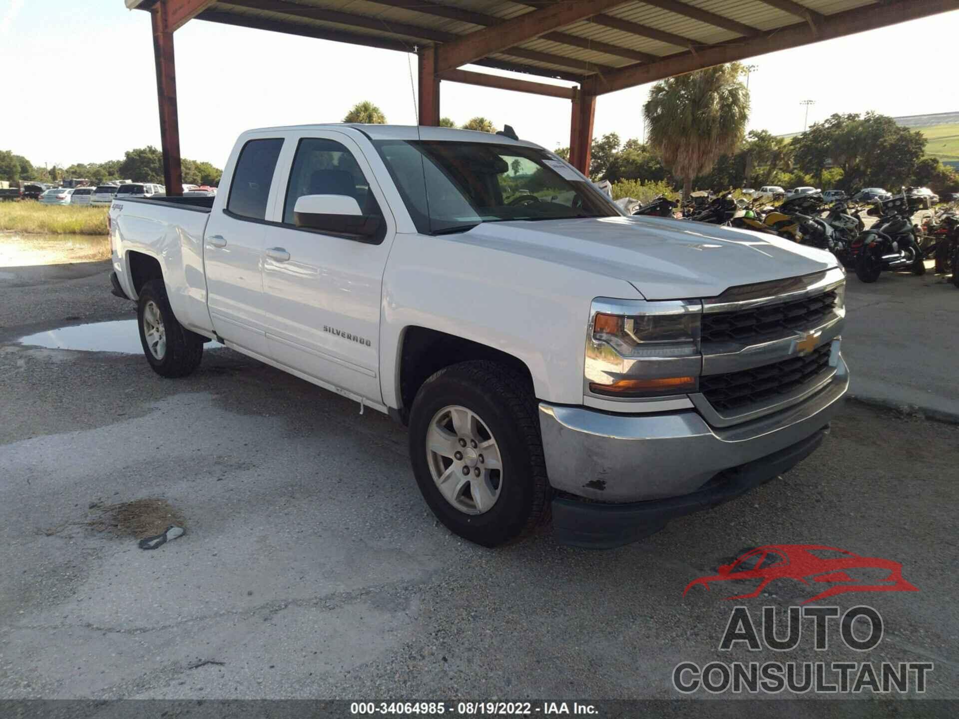 CHEVROLET SILVERADO 1500 2018 - 1GCVKREC9JZ177909