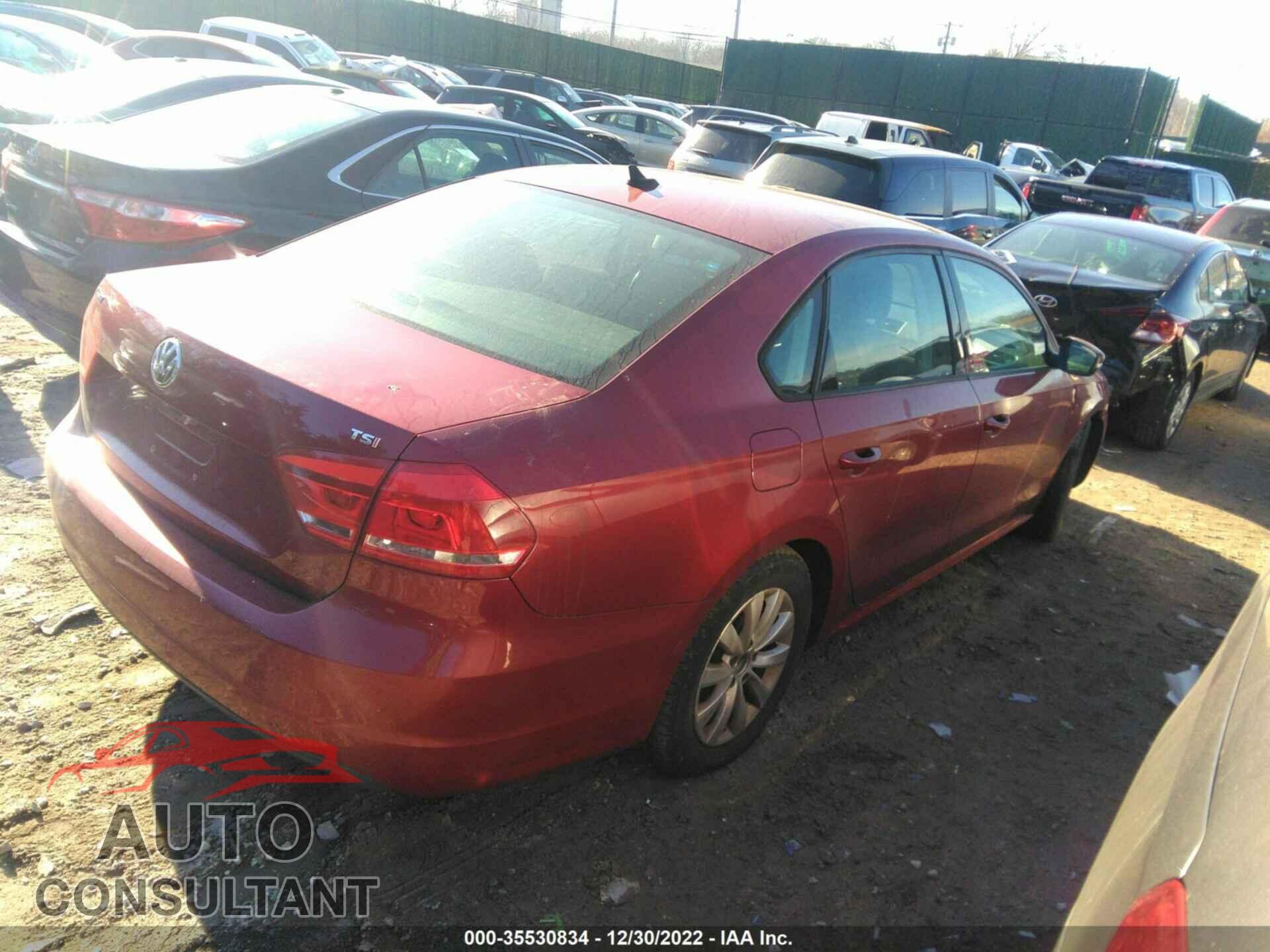 VOLKSWAGEN PASSAT 2015 - 1VWAT7A35FC097374