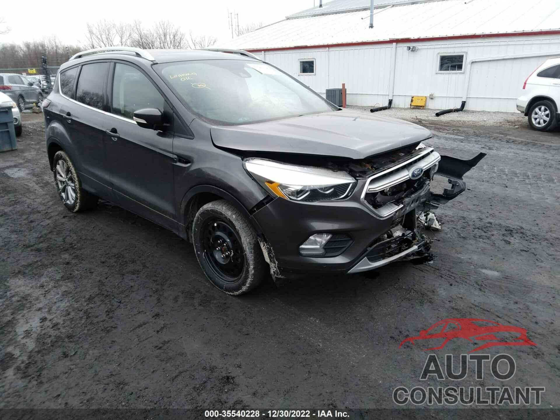 FORD ESCAPE 2017 - 1FMCU0JD2HUA21032