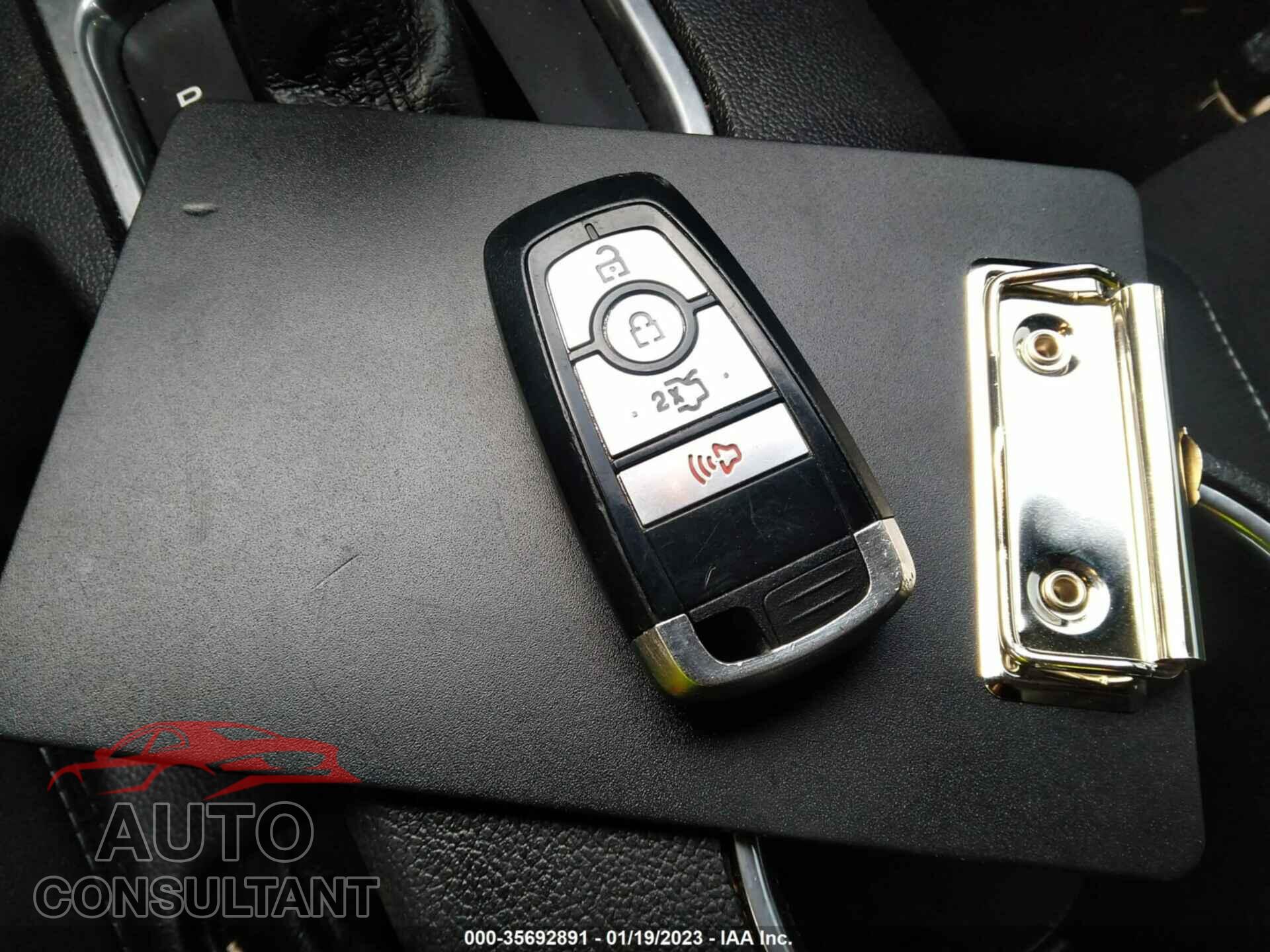 FORD MUSTANG 2019 - 1FA6P8TH4K5202406