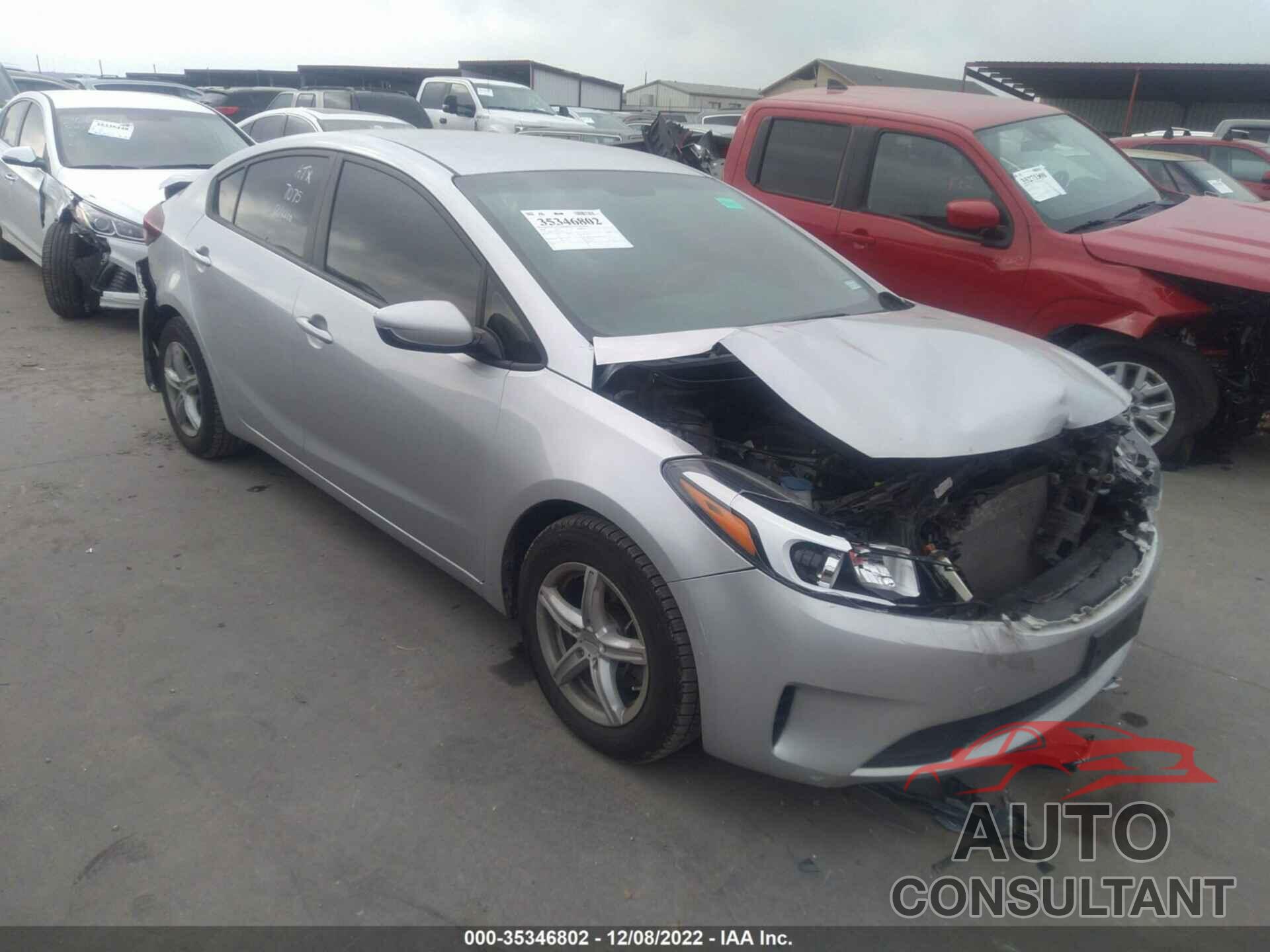 KIA FORTE 2018 - 3KPFK4A77JE276465