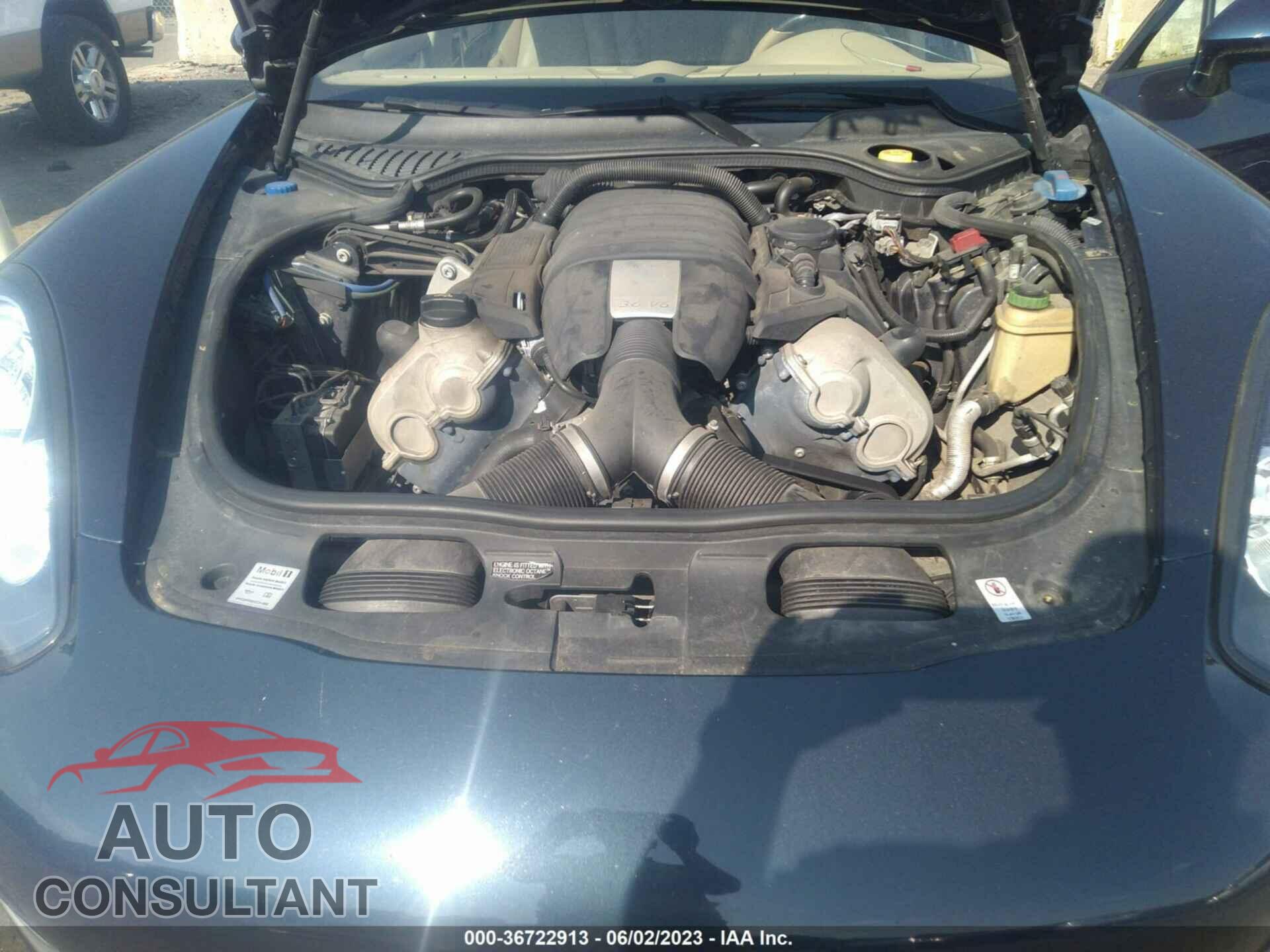 PORSCHE PANAMERA 2015 - WP0AA2A71FL004994