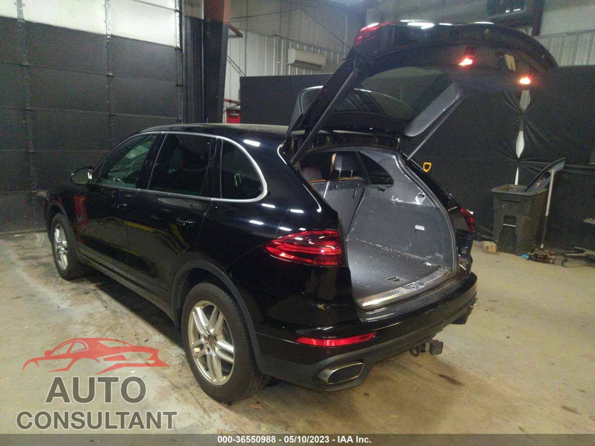 PORSCHE CAYENNE 2017 - WP1AA2A20HKA90309