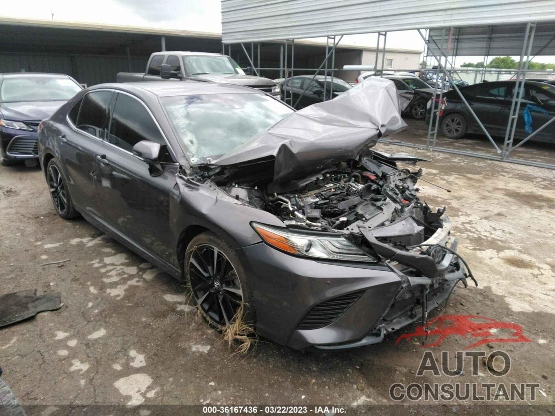 TOYOTA CAMRY 2018 - 4T1B61HK5JU099620