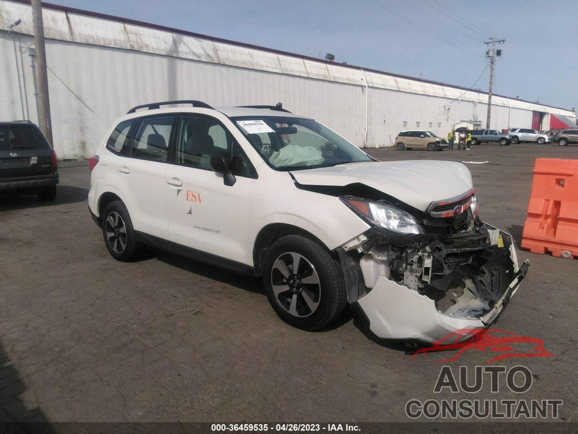 SUBARU FORESTER 2018 - JF2SJABC8JH532815