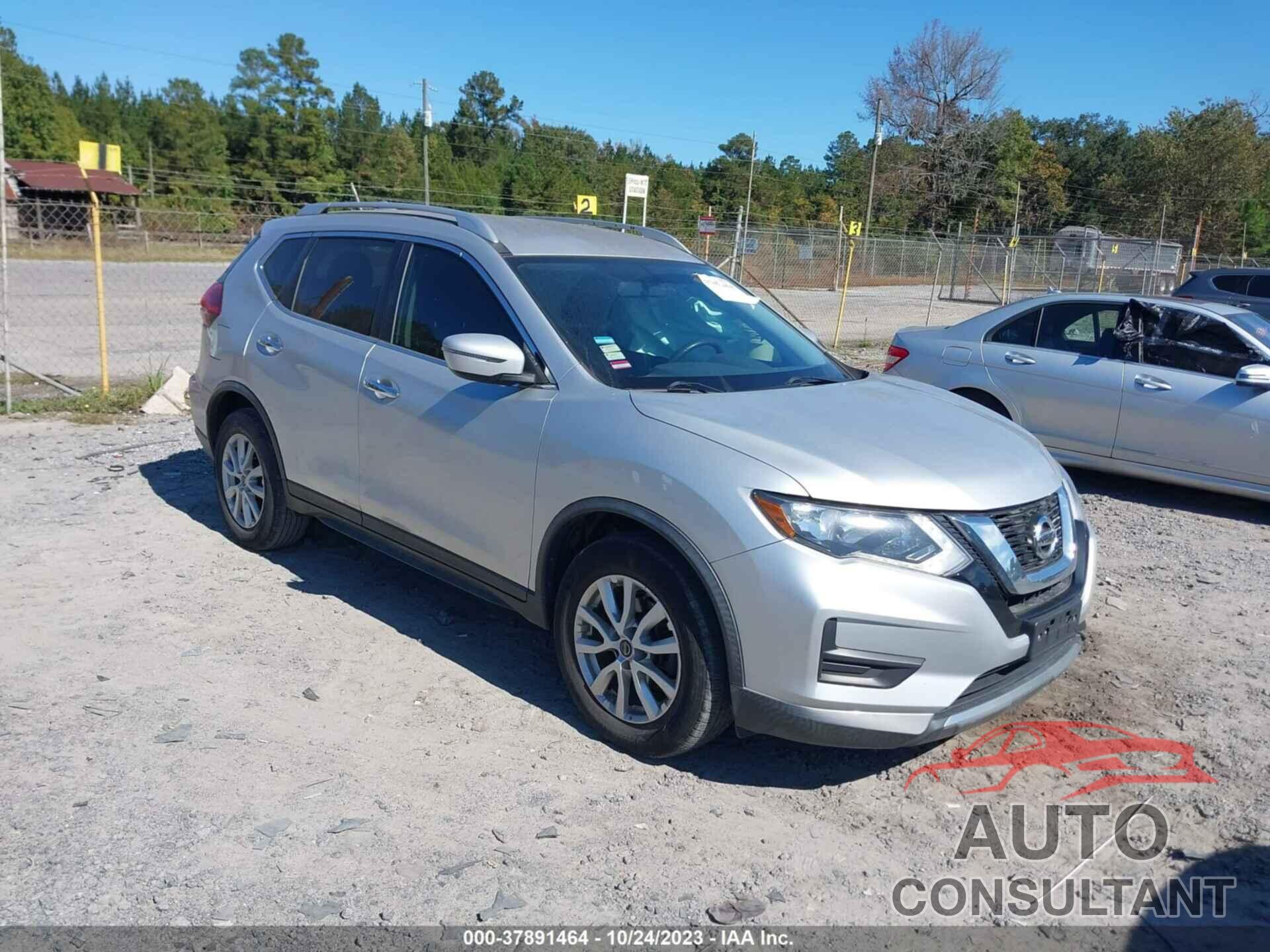 NISSAN ROGUE 2017 - KNMAT2MT5HP527921