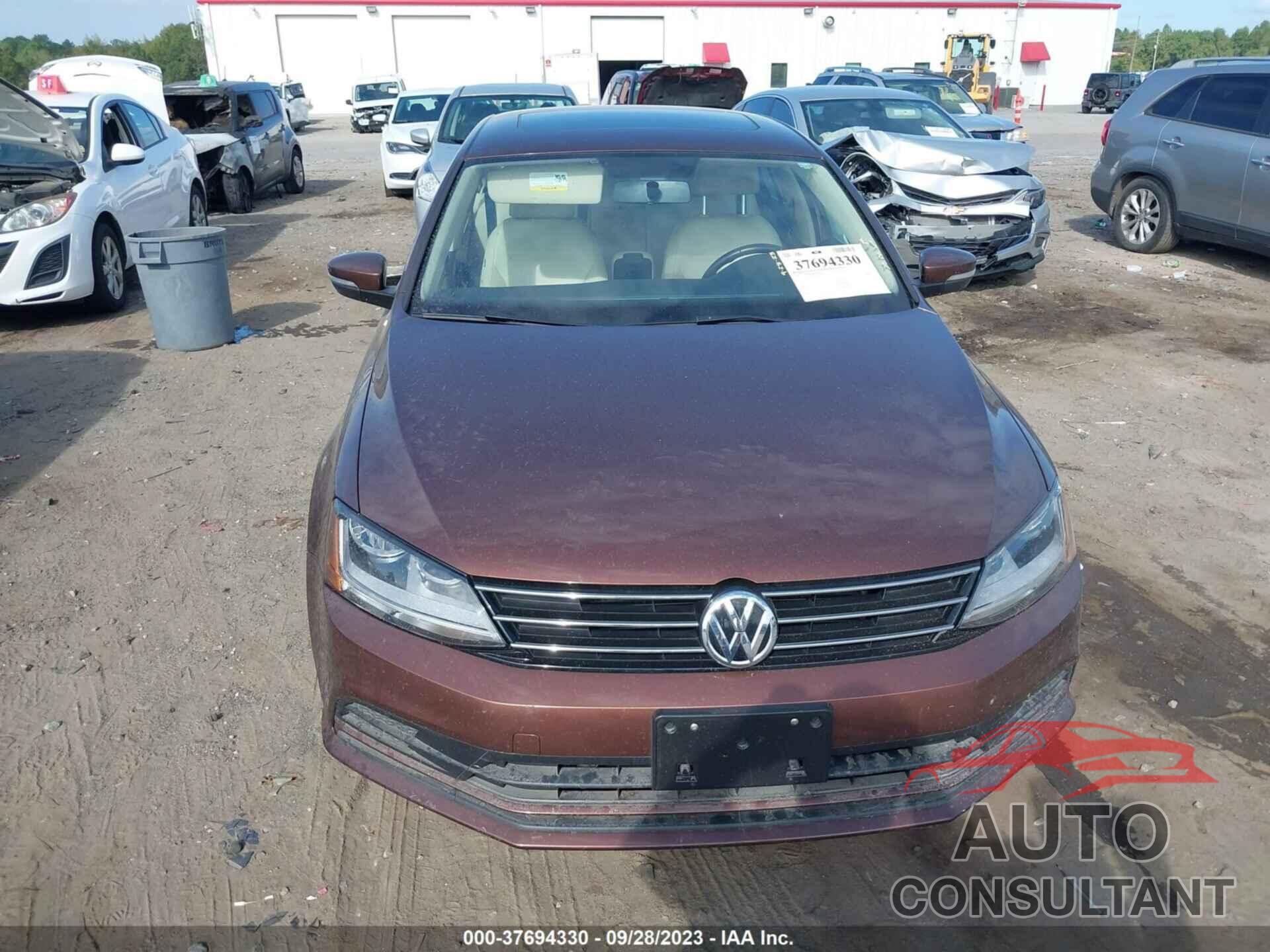 VOLKSWAGEN JETTA 2017 - 3VWB67AJ2HM339324