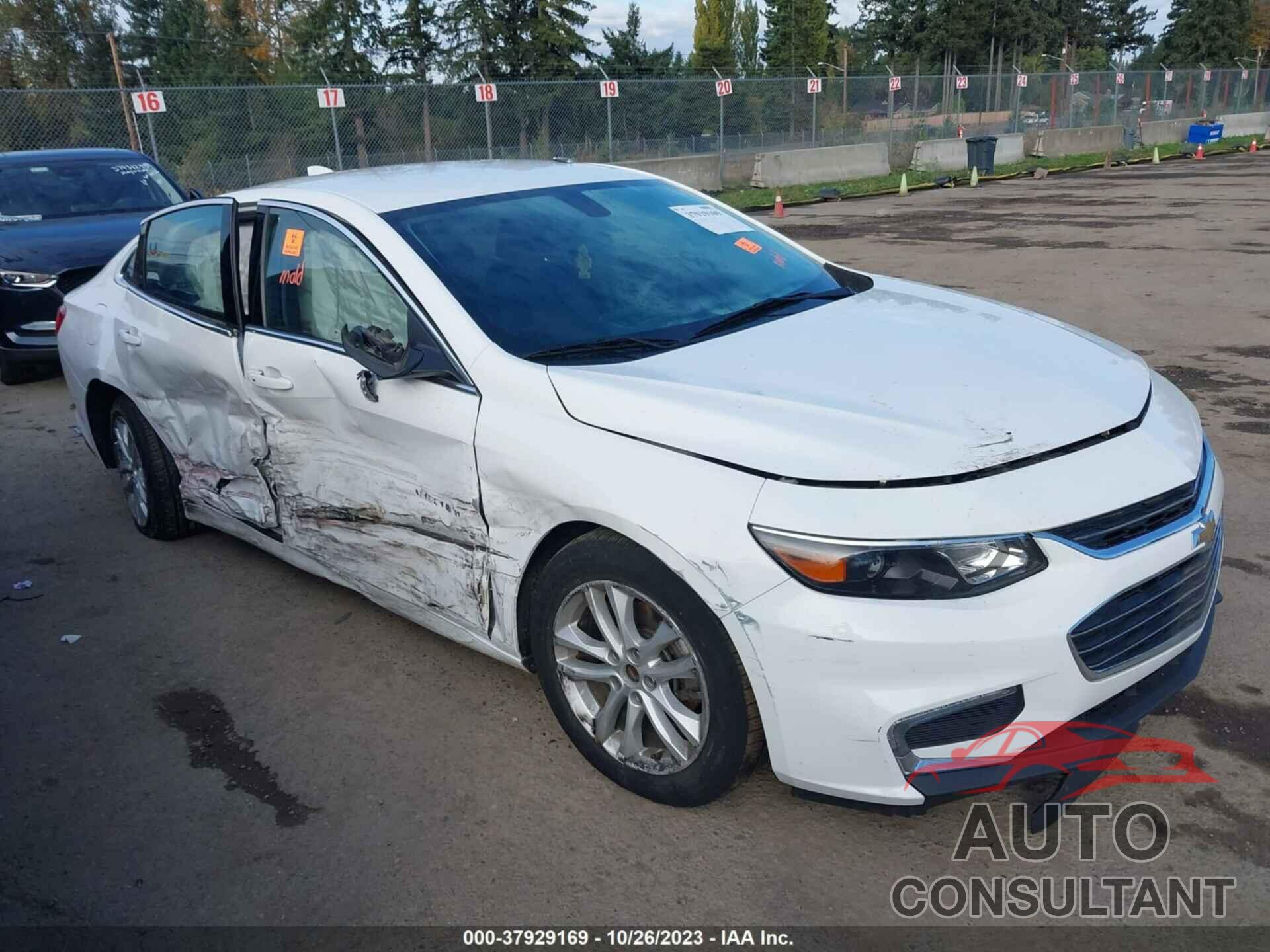 CHEVROLET MALIBU 2017 - 1G1ZE5ST5HF111982