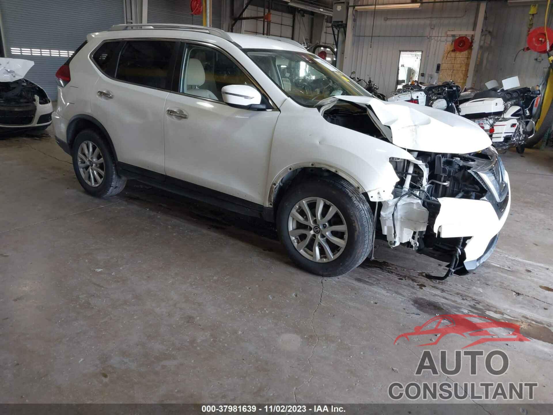 NISSAN ROGUE 2017 - JN8AT2MT8HW152245