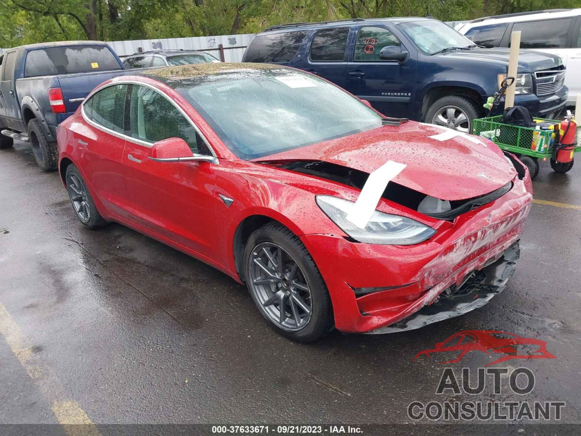 TESLA MODEL 3 2018 - 5YJ3E1EB5JF090019