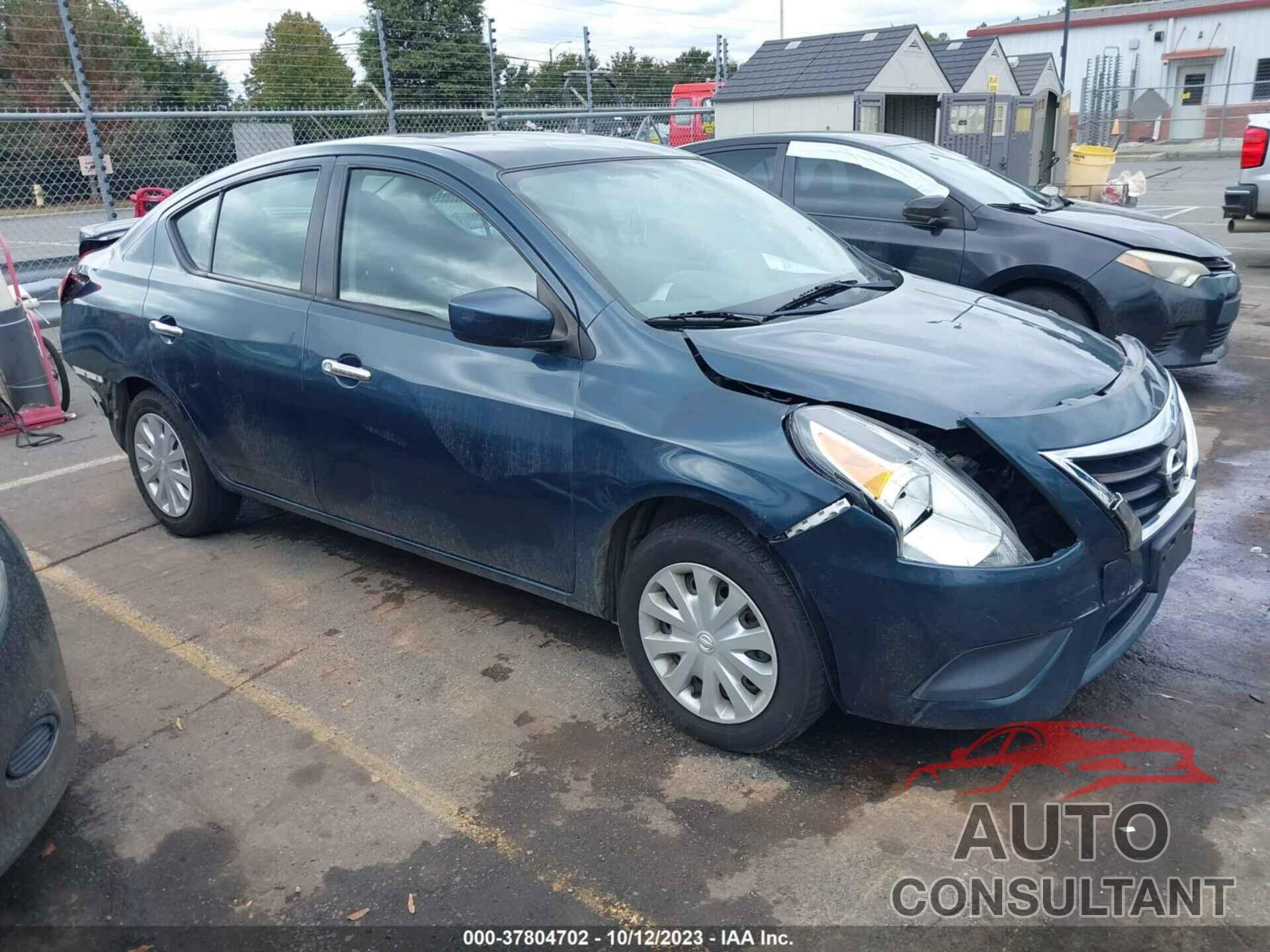 NISSAN VERSA 2017 - 3N1CN7AP8HL895242