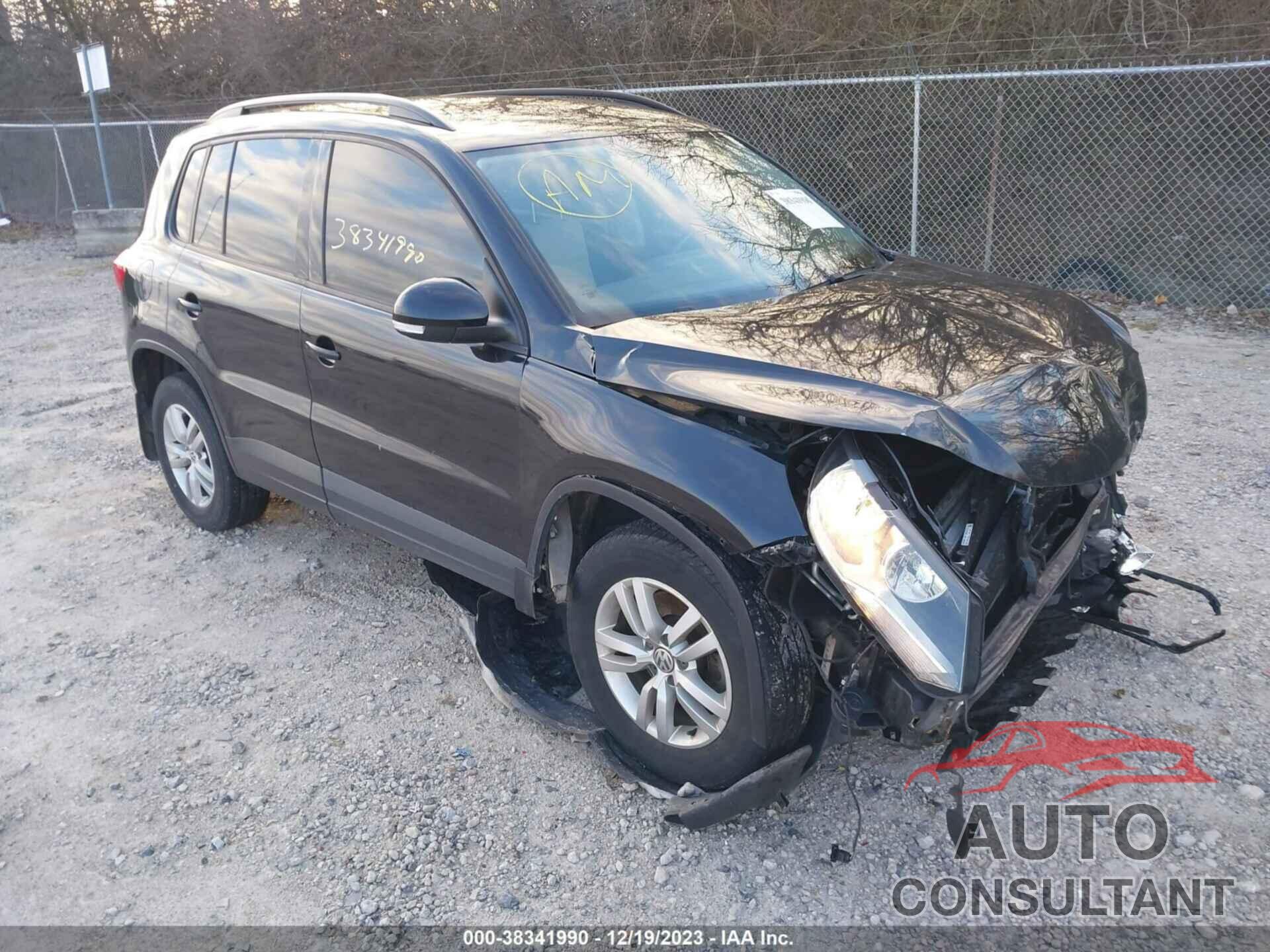 VOLKSWAGEN TIGUAN 2017 - WVGBV7AX7HK034799