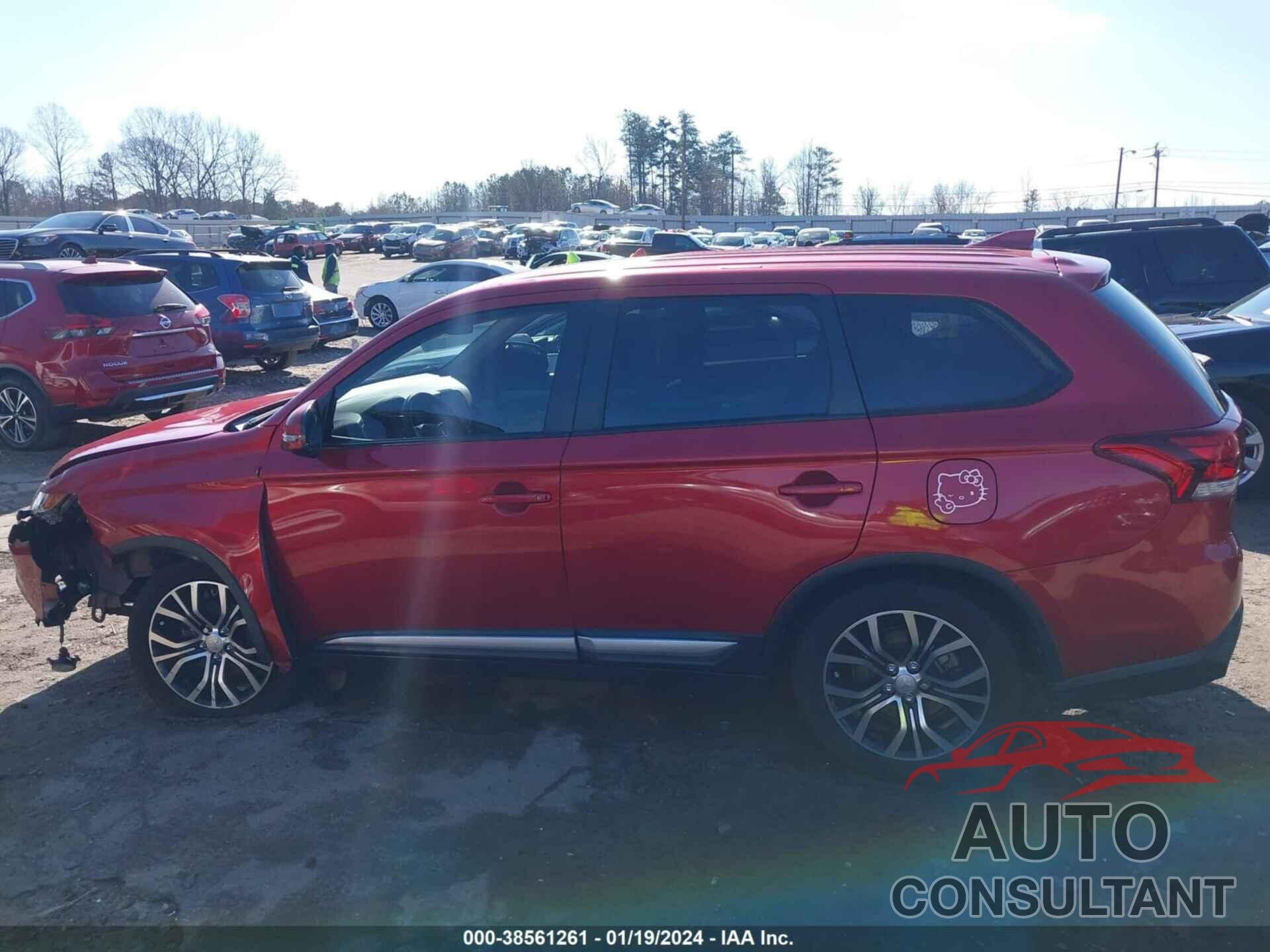 MITSUBISHI OUTLANDER 2018 - JA4AD3A3XJZ003045