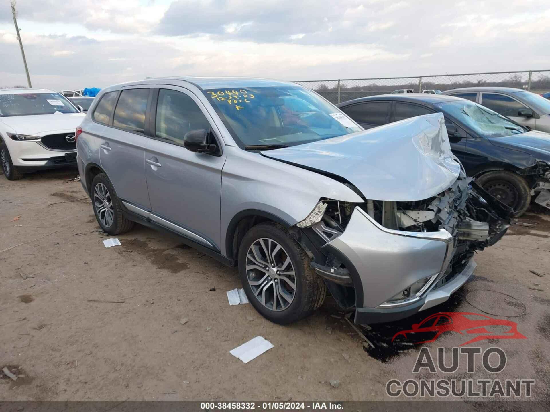 MITSUBISHI OUTLANDER 2017 - JA4AD2A34HZ045831