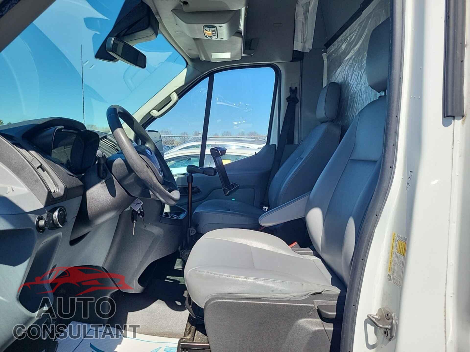 FORD TRANSIT 2017 - 1FTYE2CM4HKB48330