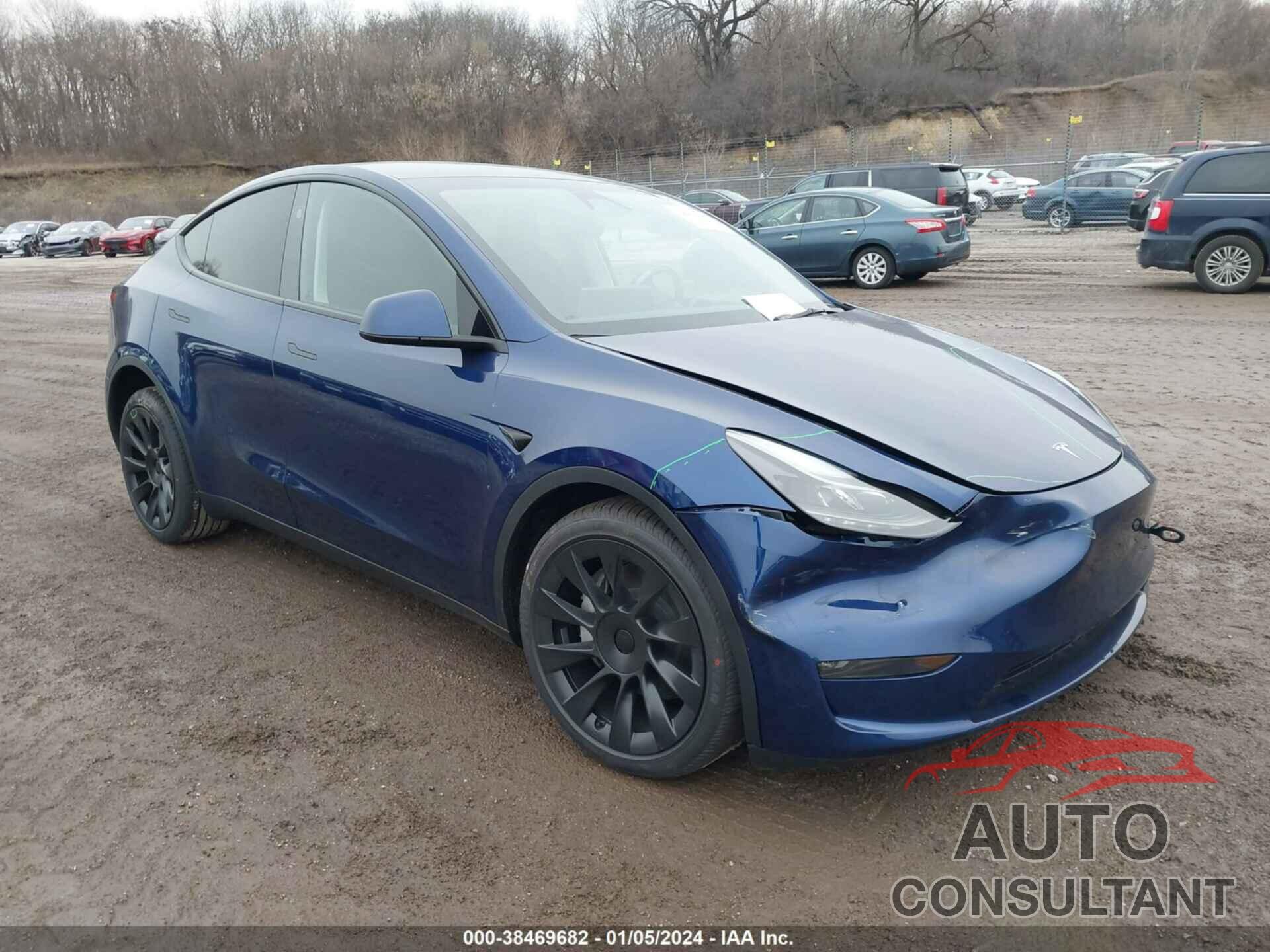 TESLA MODEL Y 2023 - 7SAYGDEE7PA195701