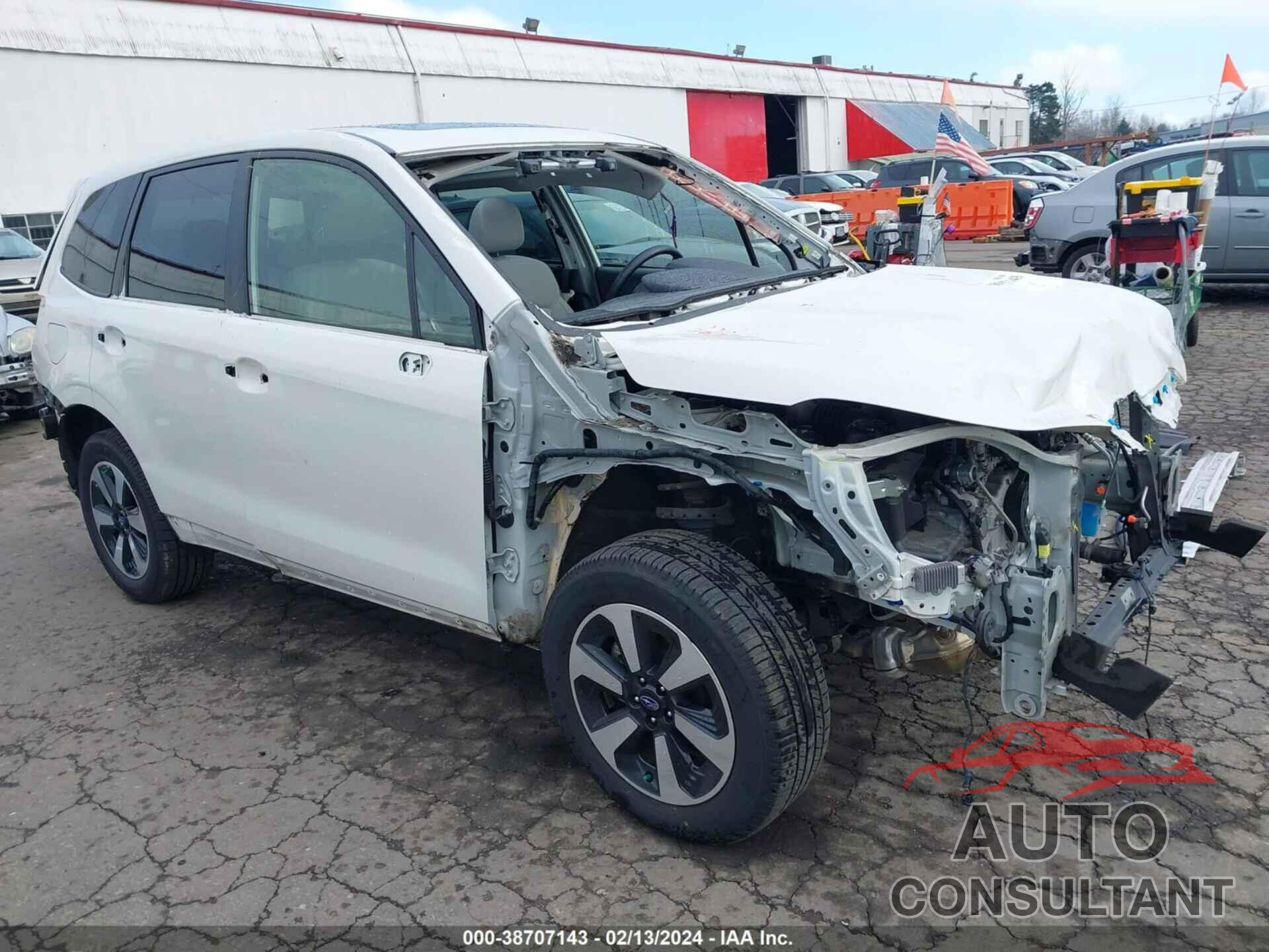 SUBARU FORESTER 2018 - JF2SJAGC7JH463205
