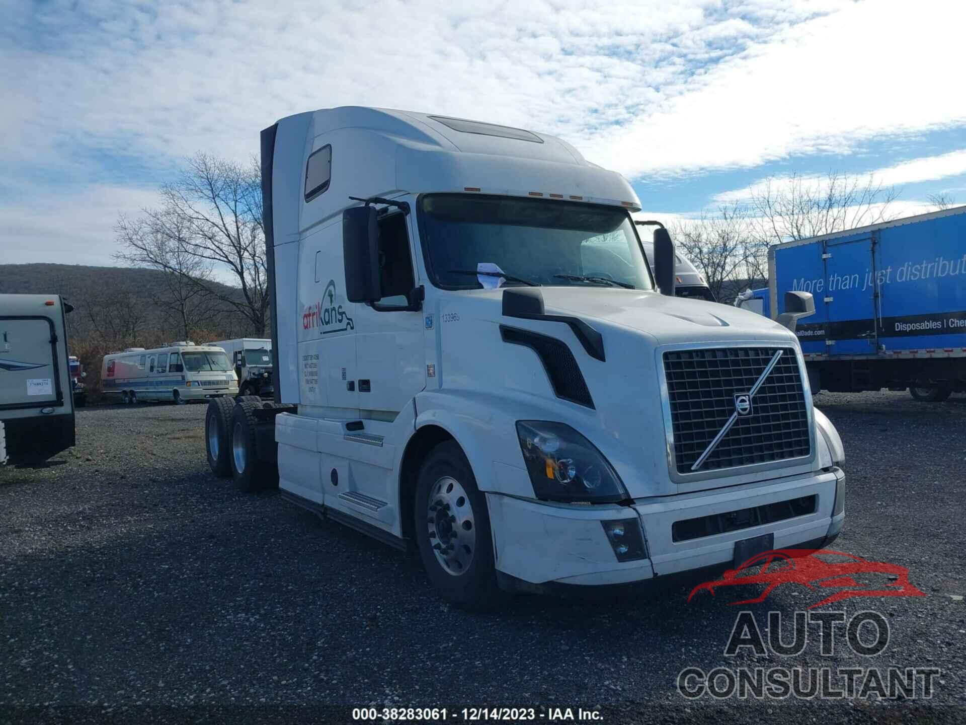 VOLVO VN 2016 - 4V4NC9EH1GN947789