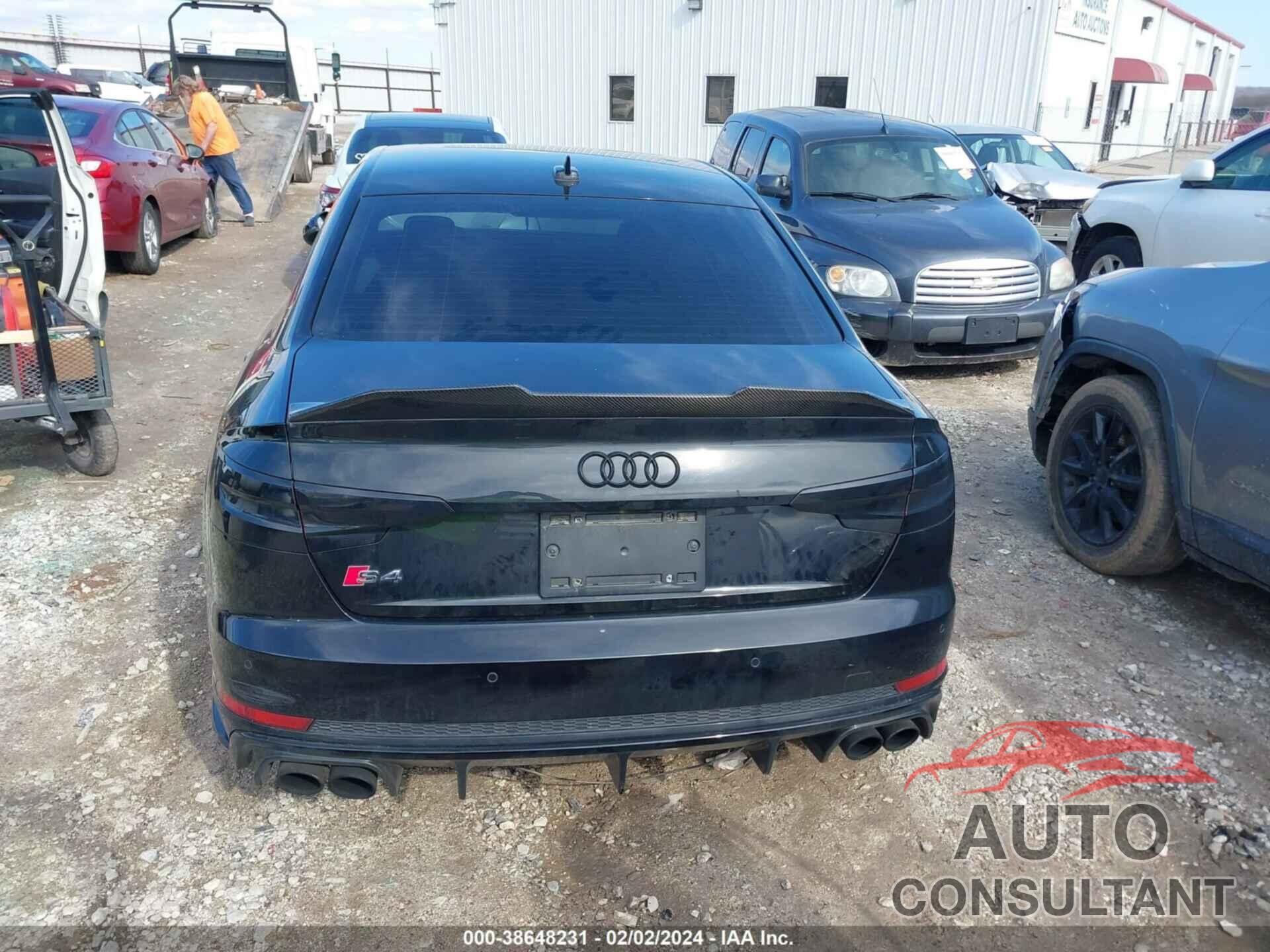 AUDI S4 2018 - WAUB4AF44JA104254