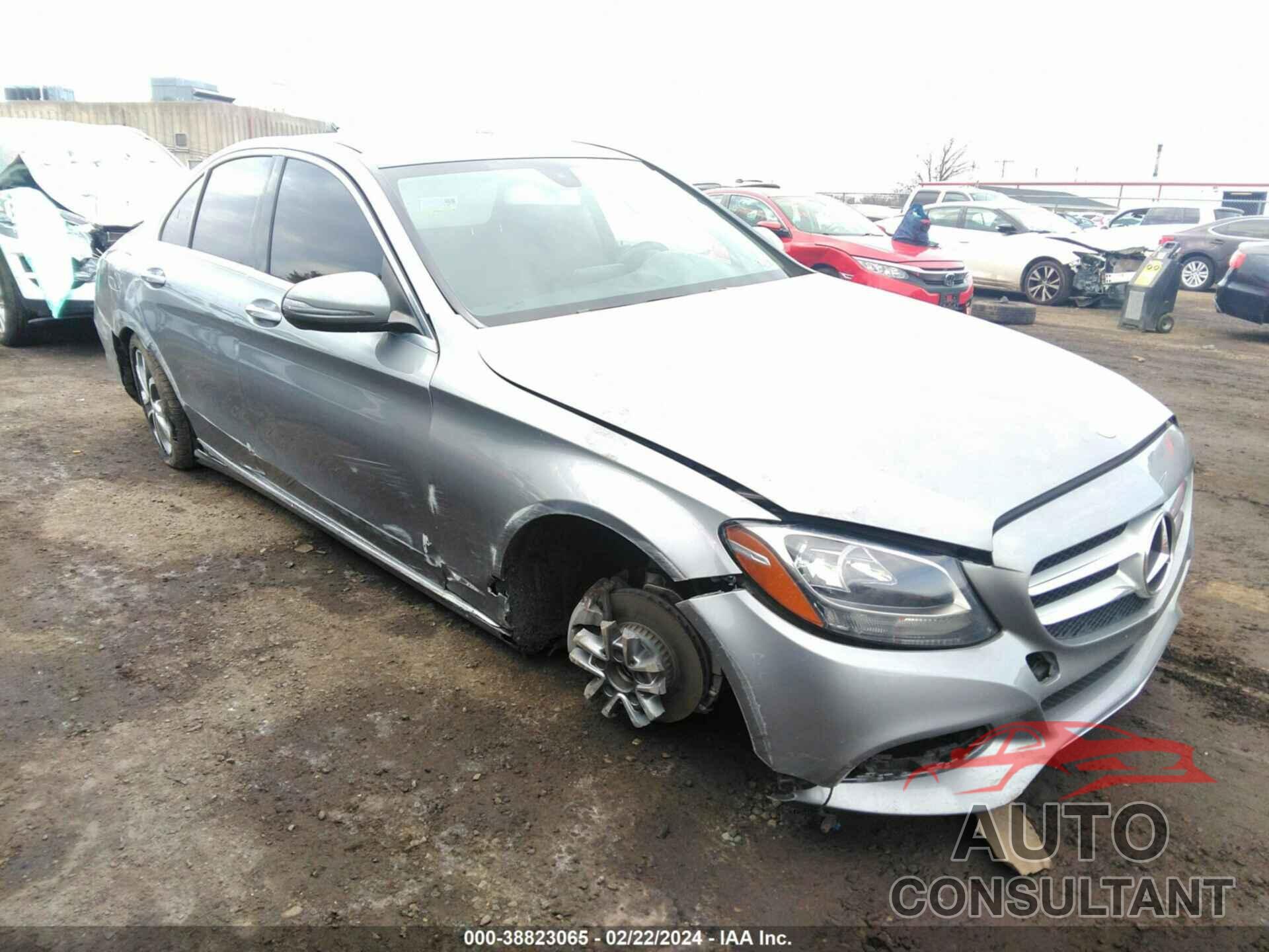 MERCEDES-BENZ C 300 2016 - 55SWF4KB5GU098502