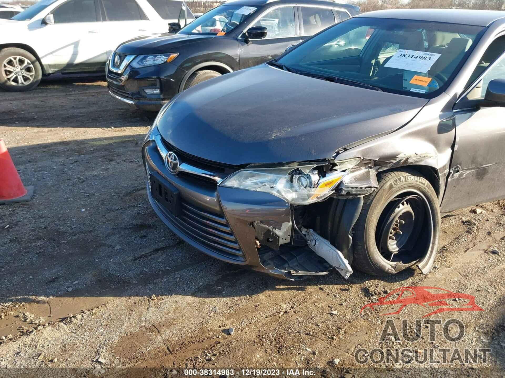 TOYOTA CAMRY 2016 - 4T4BF1FK6GR550779