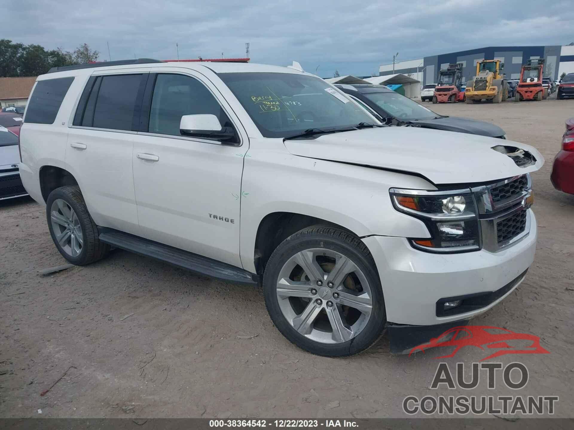 CHEVROLET TAHOE 2018 - 1GNSCBKC0JR158667