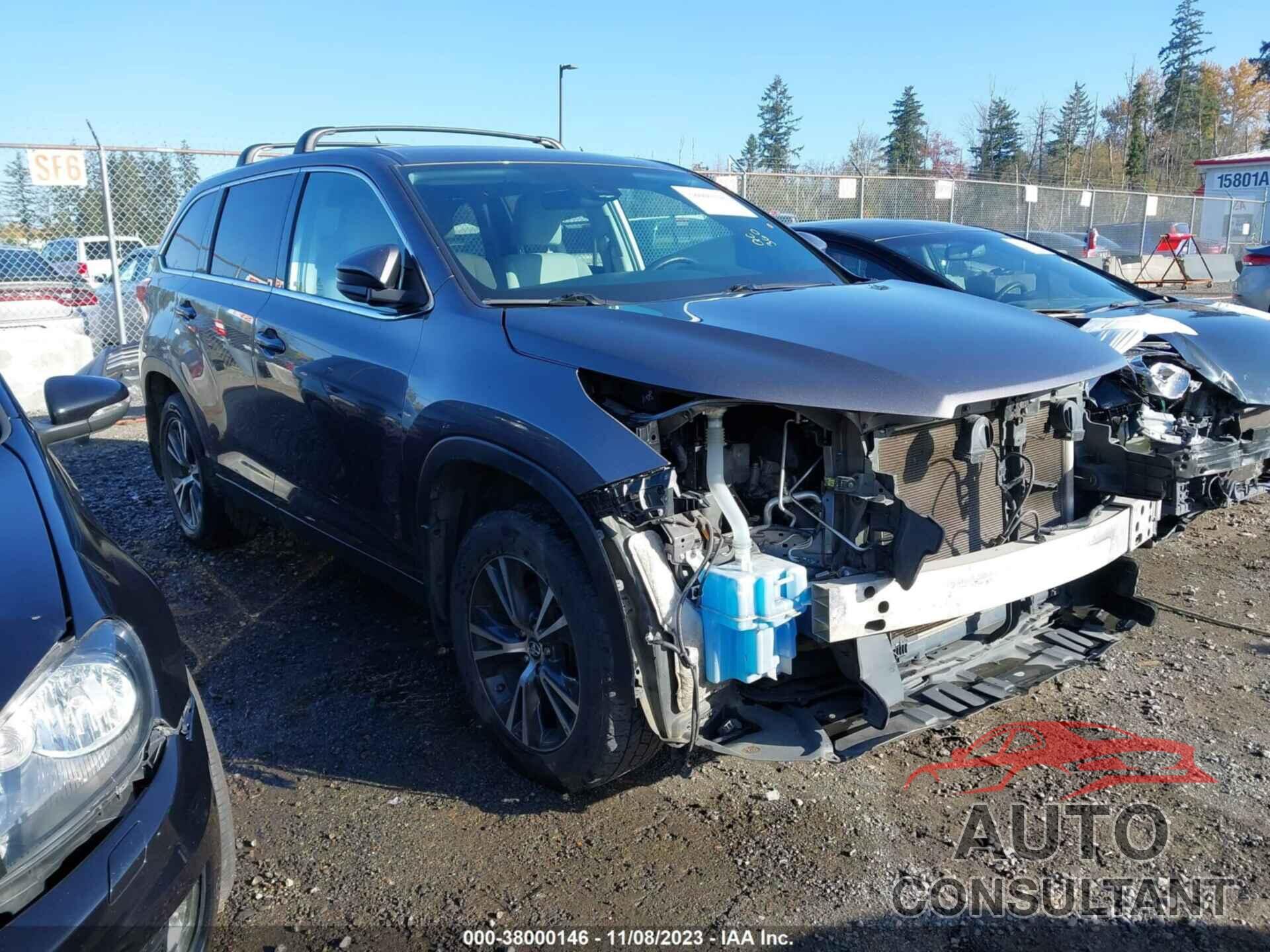 TOYOTA HIGHLANDER 2019 - 5TDBZRFH0KS950360