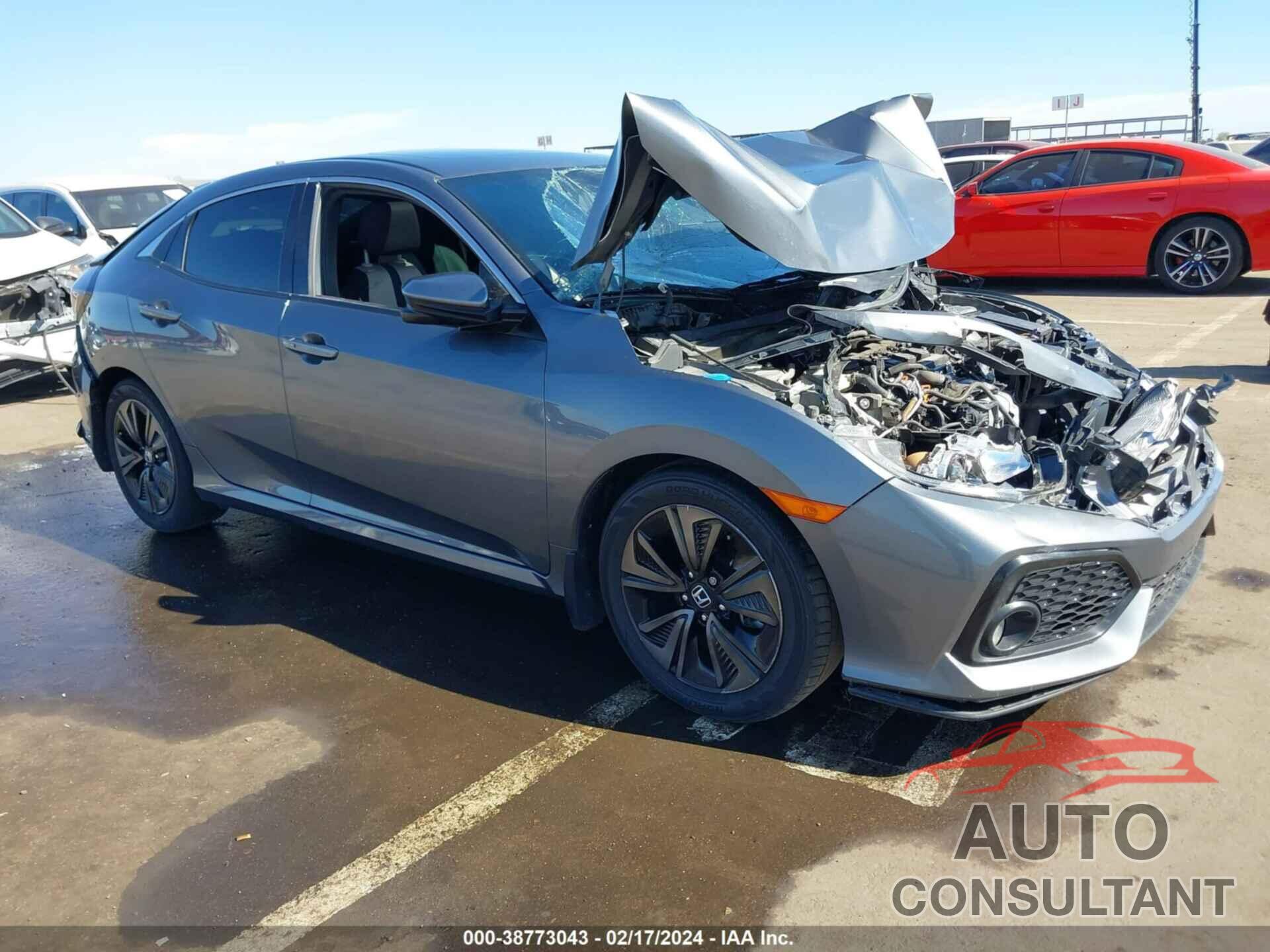 HONDA CIVIC 2018 - SHHFK7H50JU233813