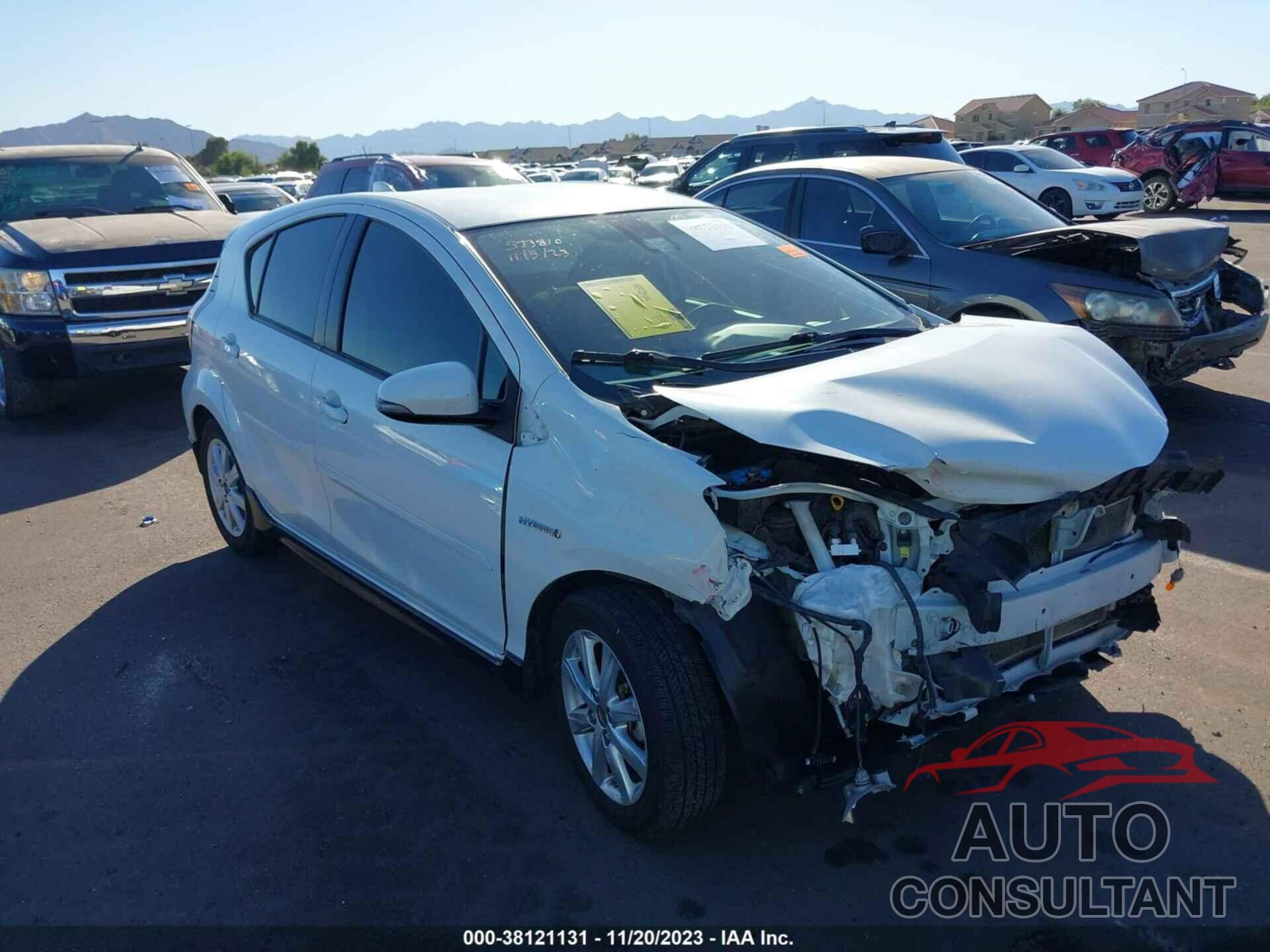 TOYOTA PRIUS C 2017 - JTDKDTB30H1593810