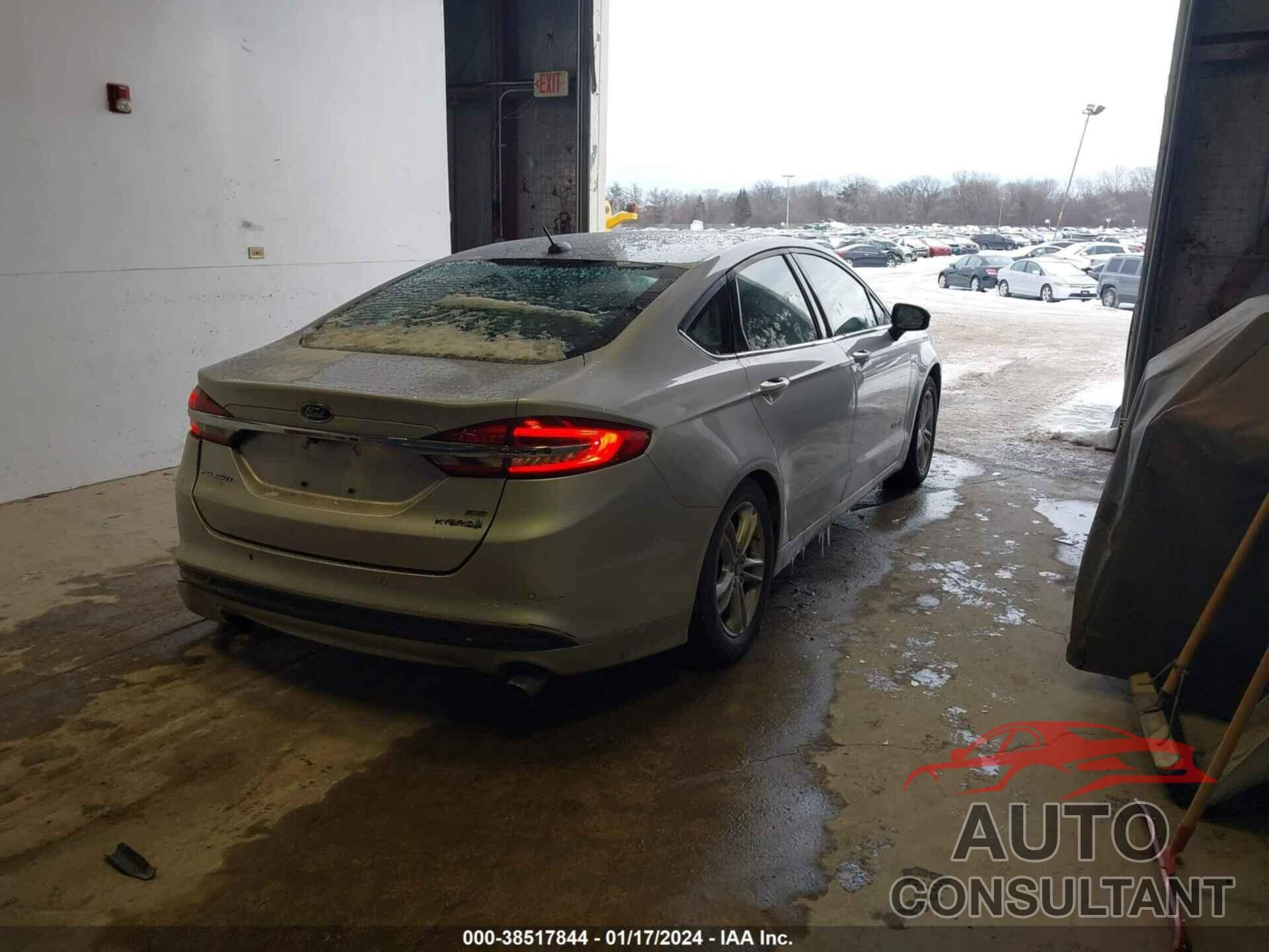 FORD FUSION 2018 - 3FA6P0LUXJR162844