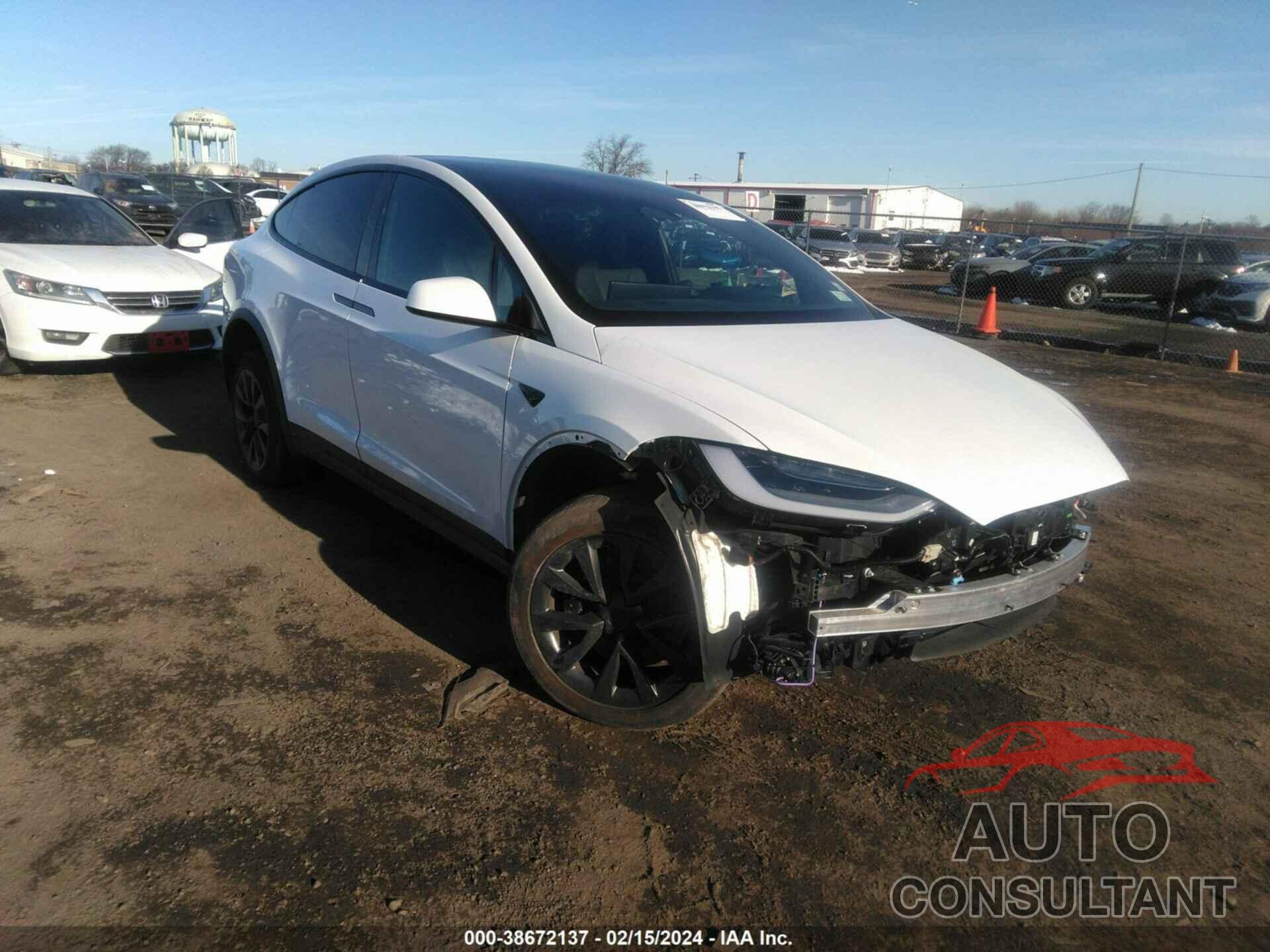 TESLA MODEL X 2023 - 7SAXCBE61PF375652